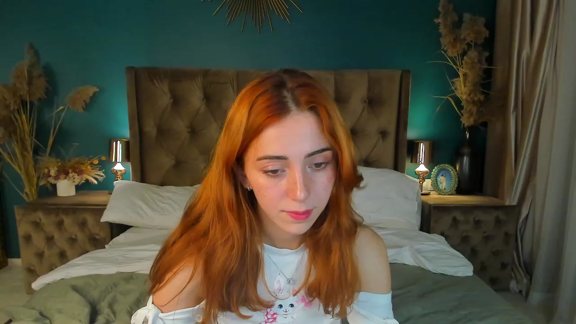 Gallery image thumbnail from ElsaYoung's myfreecams stream on, 09/14/2023, 19:01 image 4 of 20