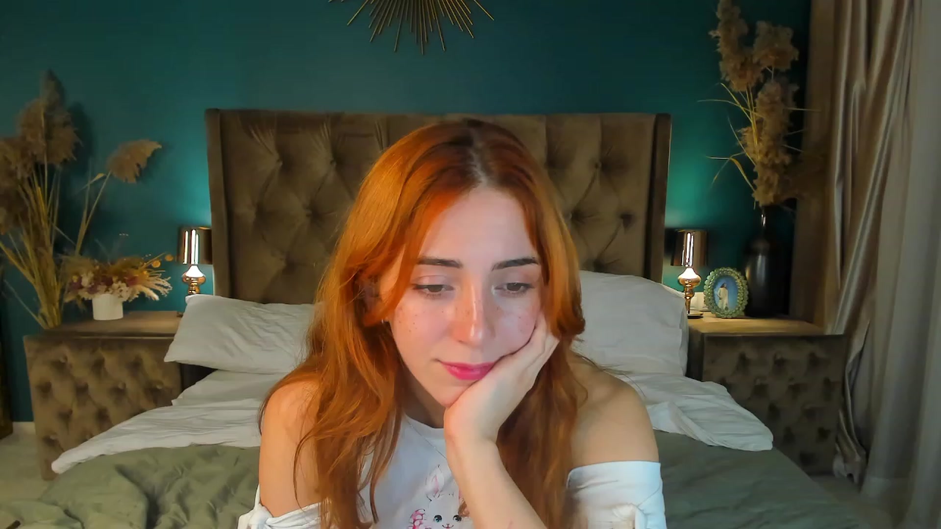 Gallery image thumbnail from ElsaYoung's myfreecams stream on, 09/14/2023, 19:01 image 3 of 20
