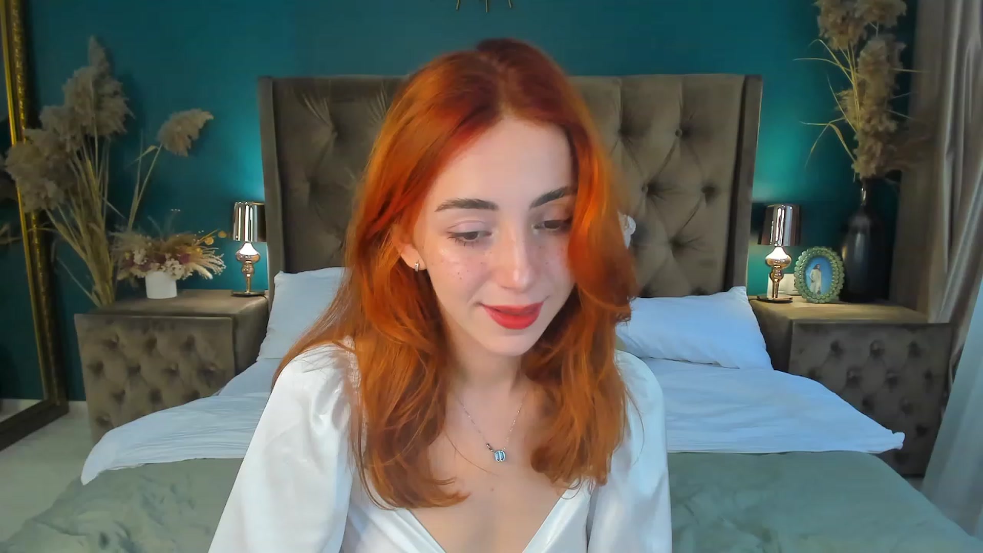 Gallery image thumbnail from ElsaYoung's myfreecams stream on, 09/16/2023, 06:32 image 9 of 20