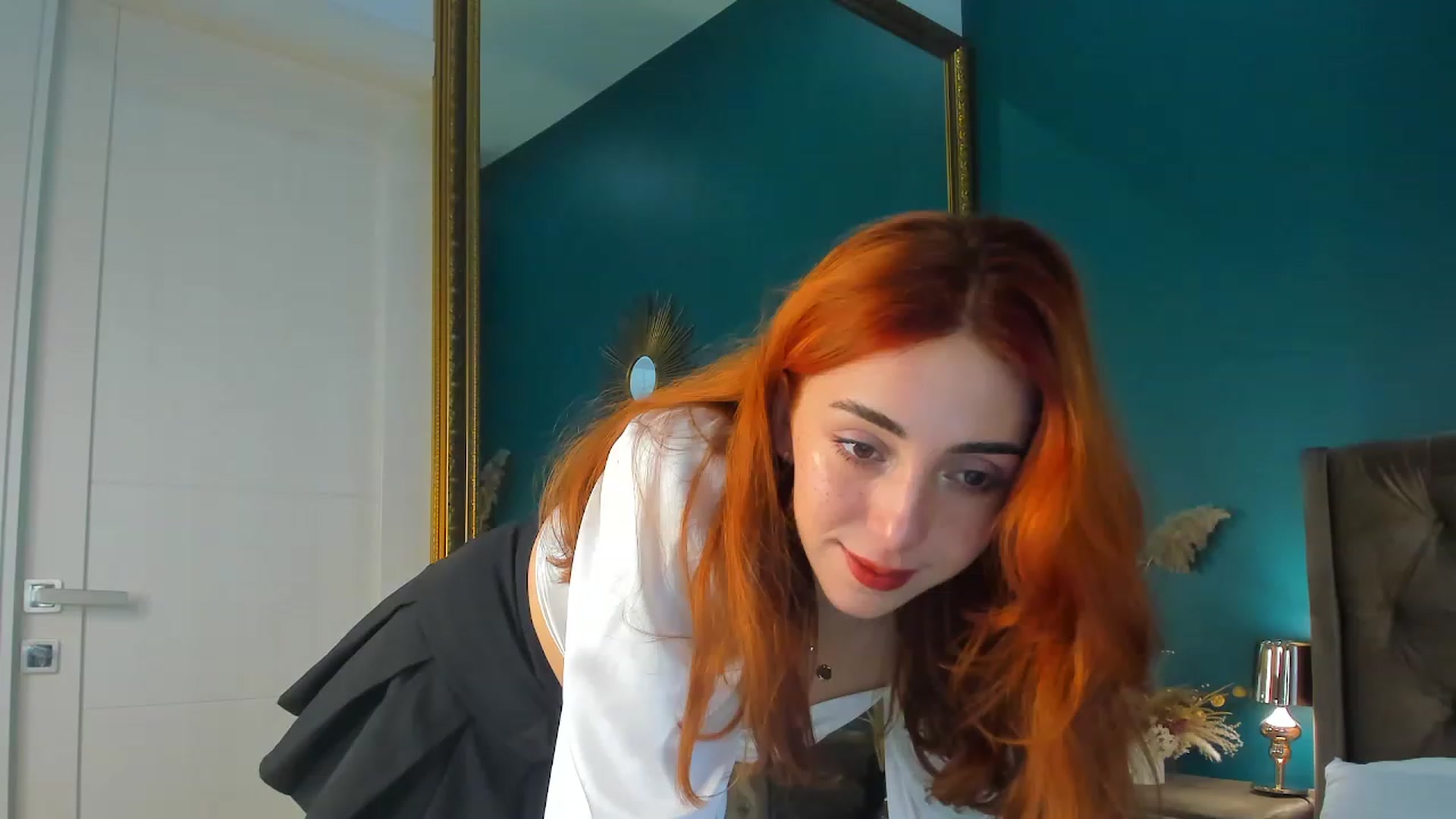 Gallery image thumbnail from ElsaYoung's myfreecams stream on, 09/16/2023, 06:32 image 11 of 20