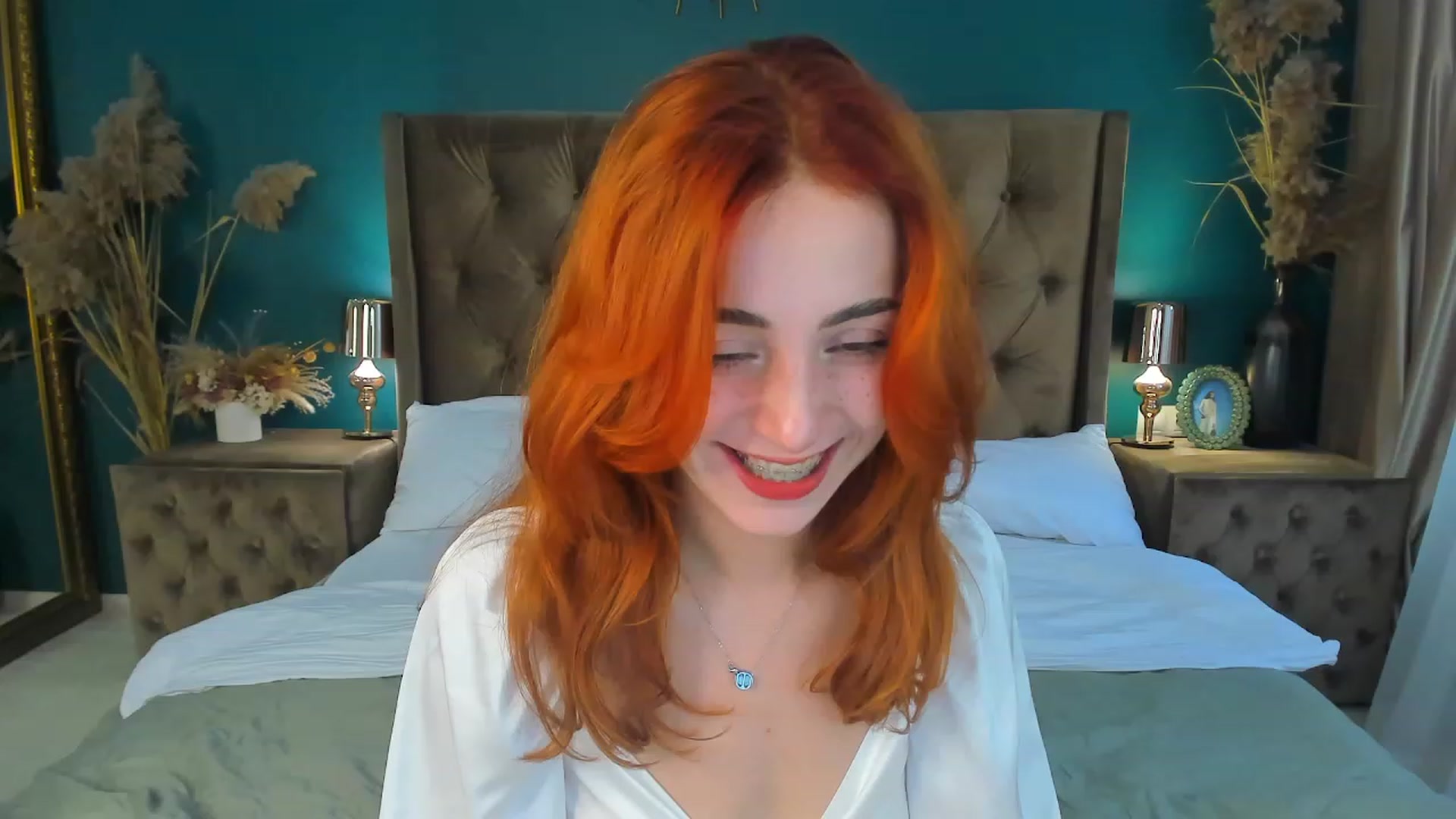 Gallery image thumbnail from ElsaYoung's myfreecams stream on, 09/16/2023, 06:32 image 4 of 20