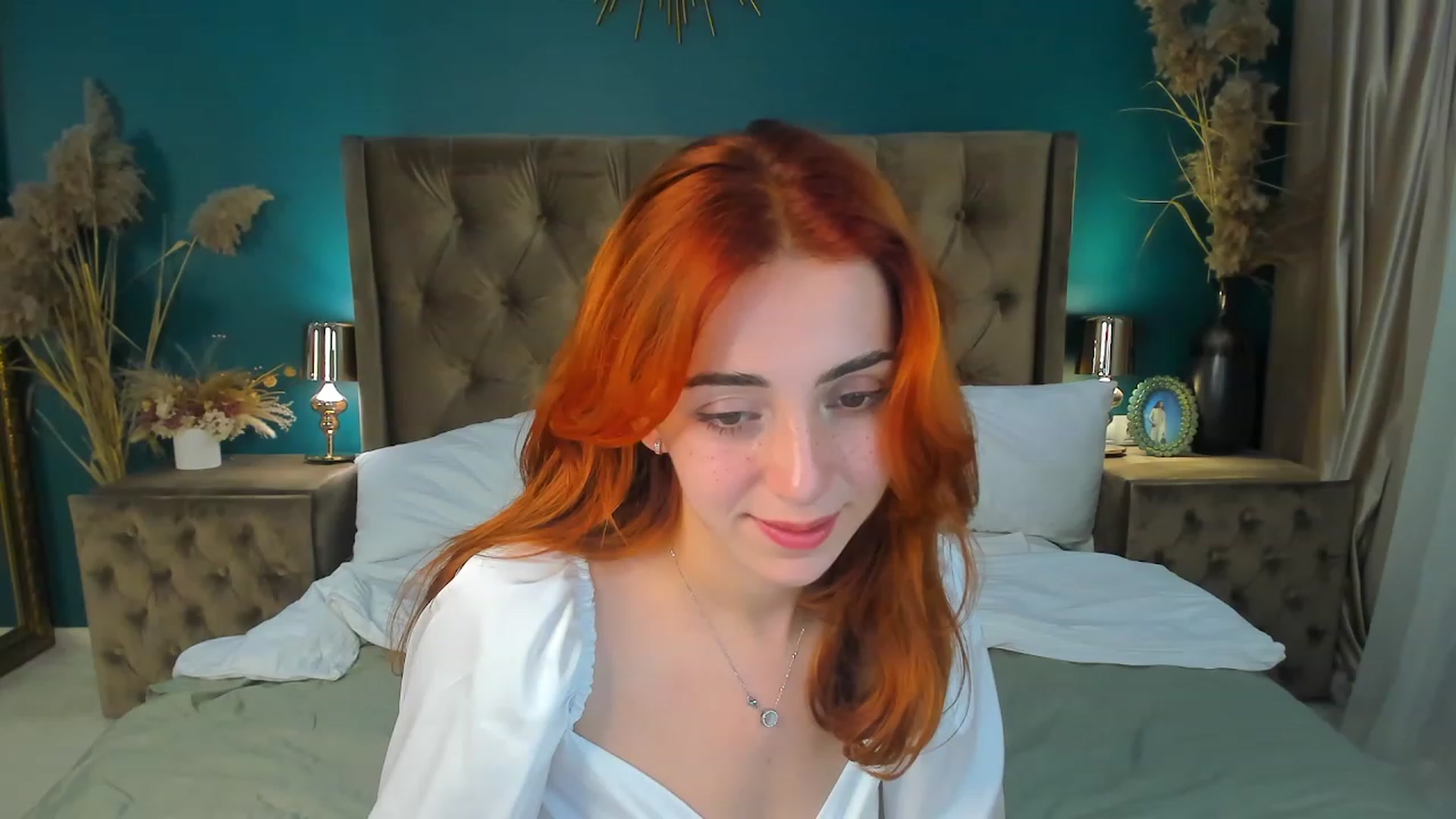 Gallery image thumbnail from ElsaYoung's myfreecams stream on, 09/16/2023, 11:44 image 10 of 20