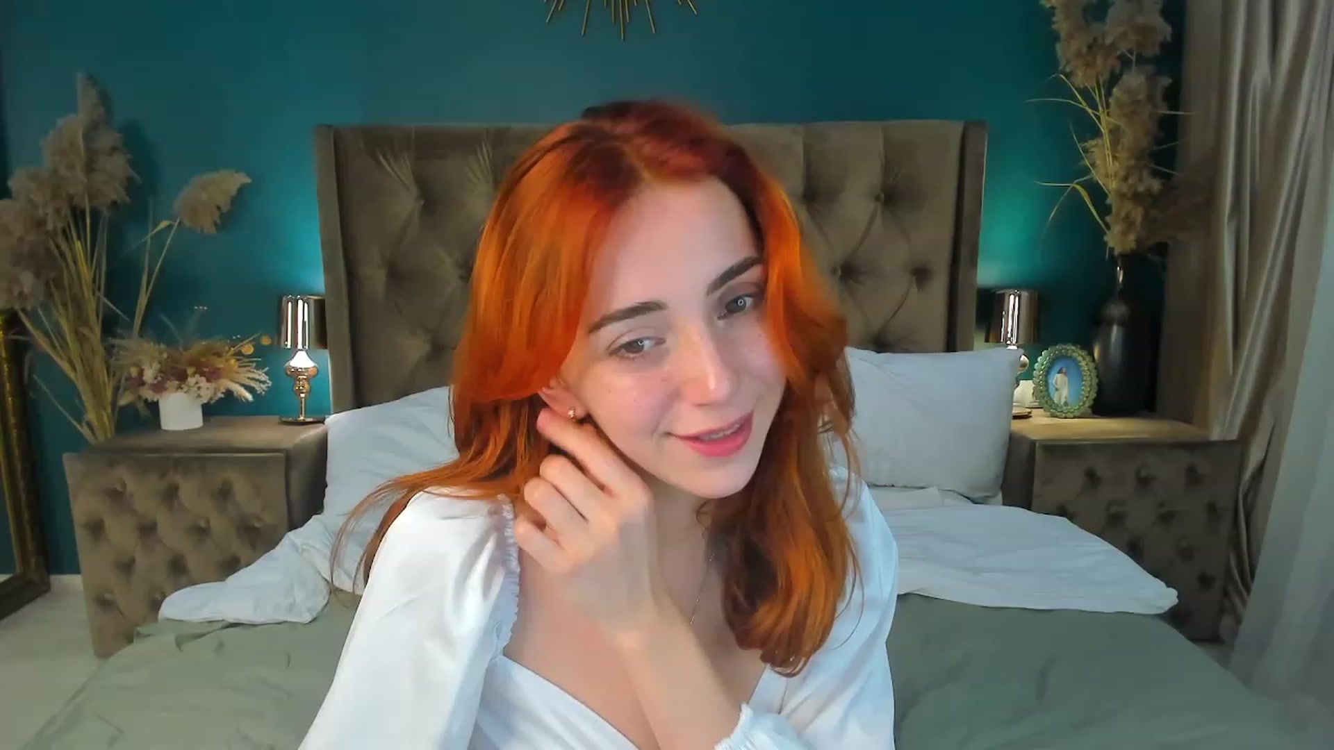 Gallery image thumbnail from ElsaYoung's myfreecams stream on, 09/16/2023, 11:44 image 9 of 20
