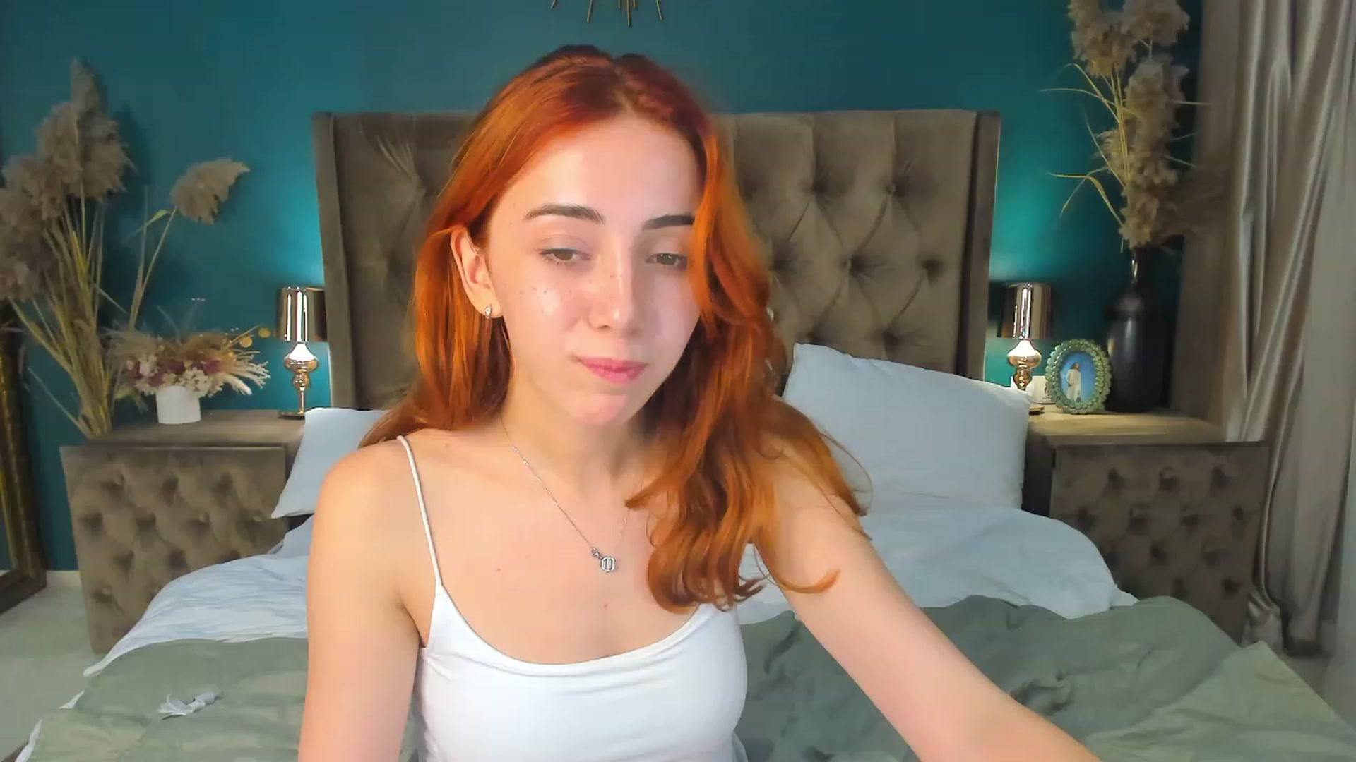 Gallery image thumbnail from ElsaYoung's myfreecams stream on, 09/17/2023, 17:38 image 4 of 20