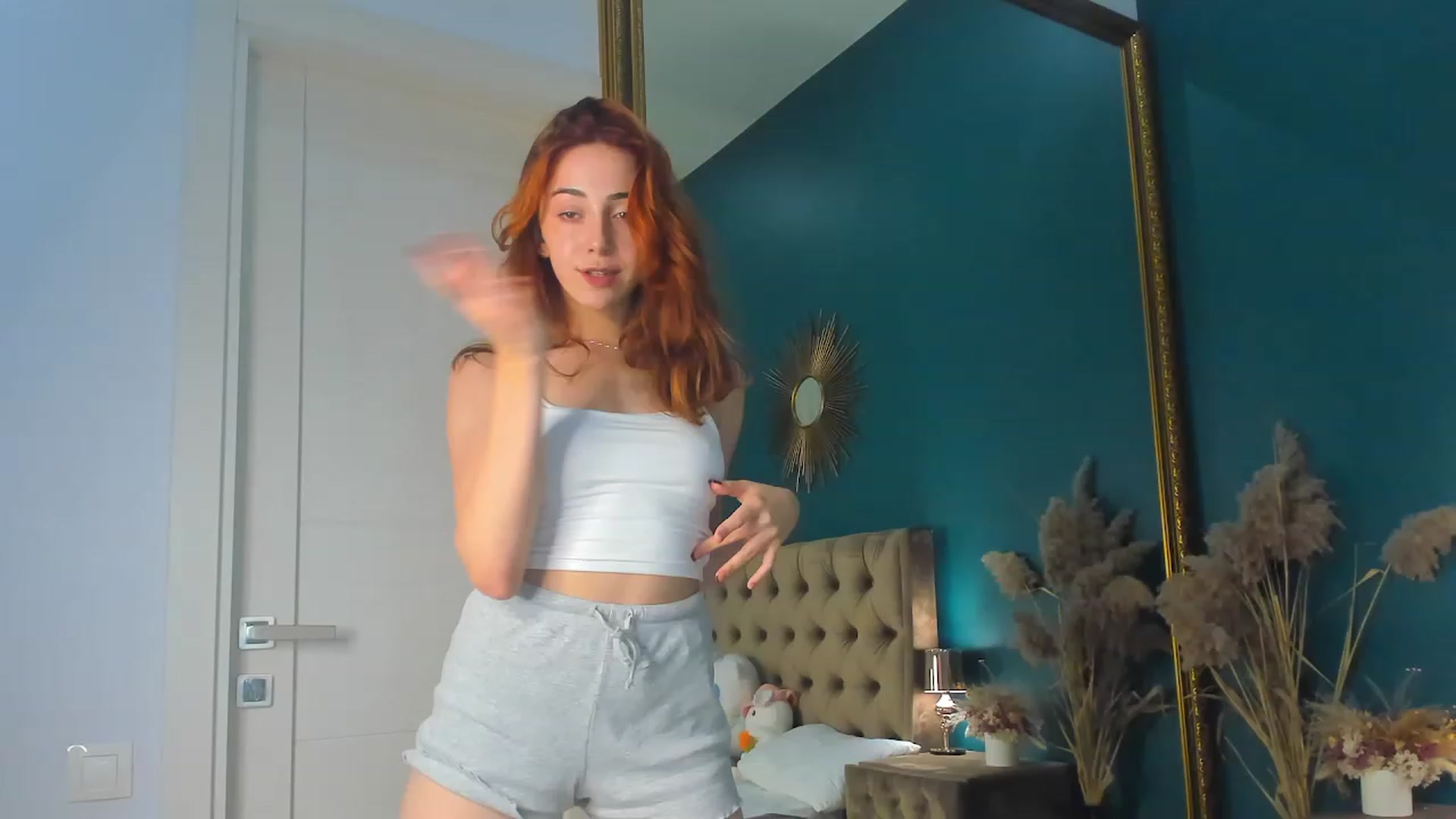 Gallery image thumbnail from ElsaYoung's myfreecams stream on, 09/17/2023, 17:38 image 7 of 20