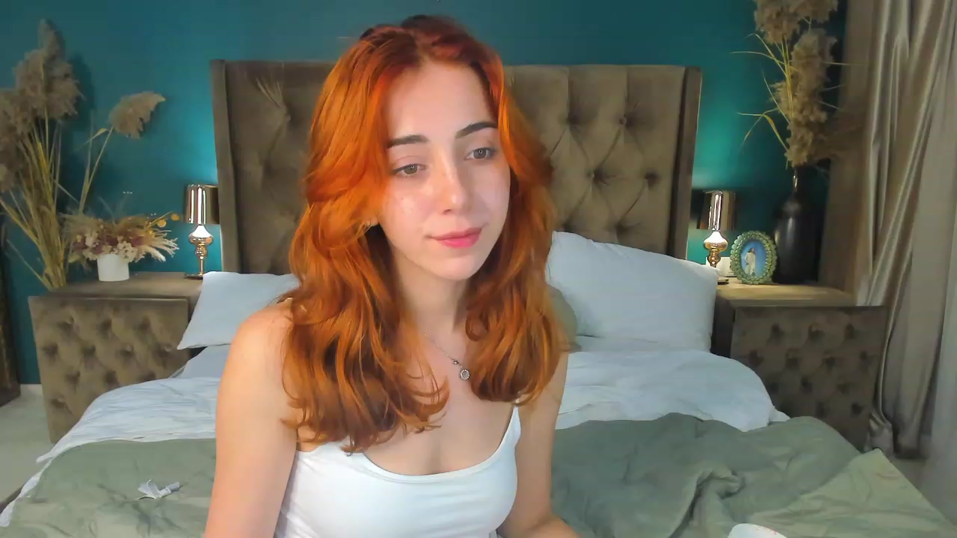 Gallery image thumbnail from ElsaYoung's myfreecams stream on, 09/17/2023, 17:38 image 9 of 20