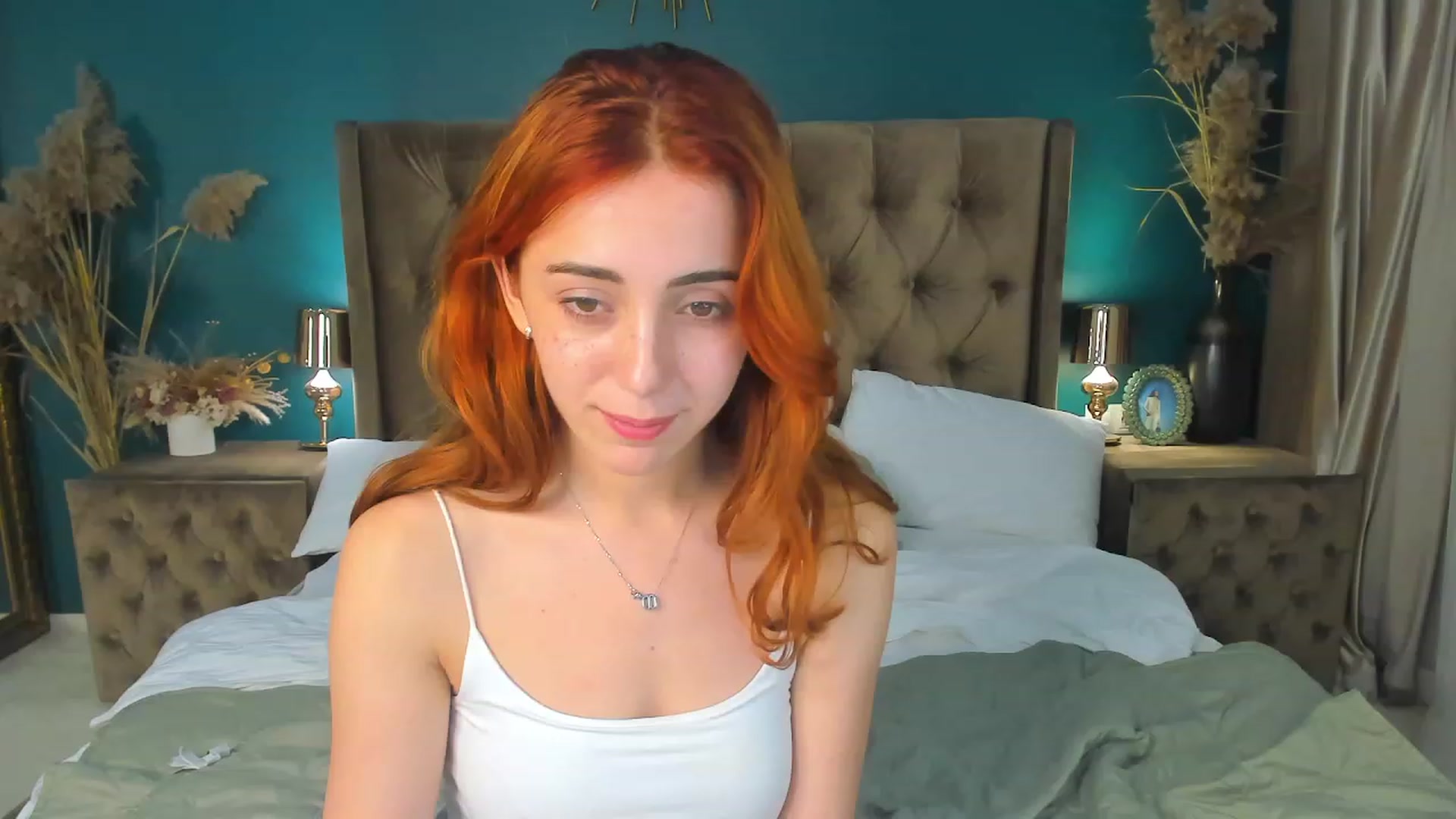 Gallery image thumbnail from ElsaYoung's myfreecams stream on, 09/17/2023, 17:38 image 5 of 20