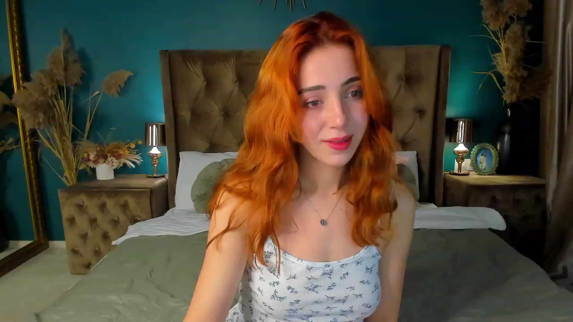 Gallery image thumbnail from ElsaYoung's myfreecams stream on, 09/20/2023, 05:53 image 9 of 20