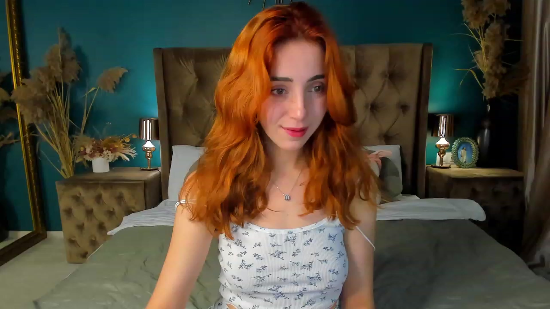 Gallery image thumbnail from ElsaYoung's myfreecams stream on, 09/20/2023, 05:53 image 8 of 20