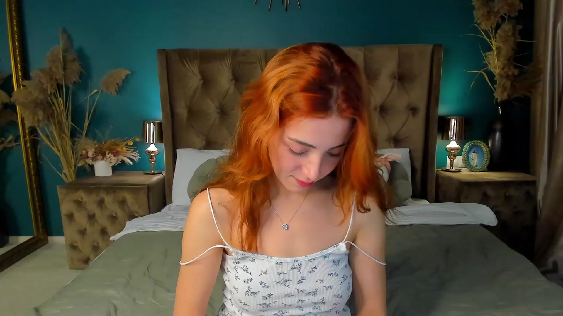 Gallery image thumbnail from ElsaYoung's myfreecams stream on, 09/20/2023, 05:53 image 11 of 20