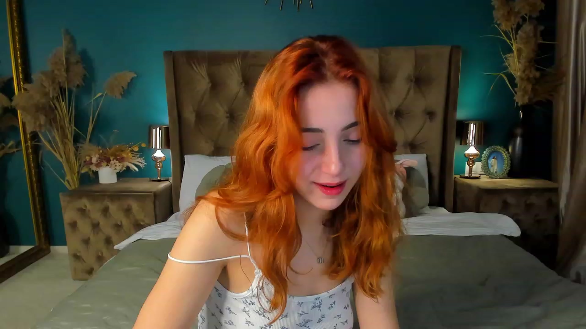 Gallery image thumbnail from ElsaYoung's myfreecams stream on, 09/20/2023, 05:53 image 18 of 20