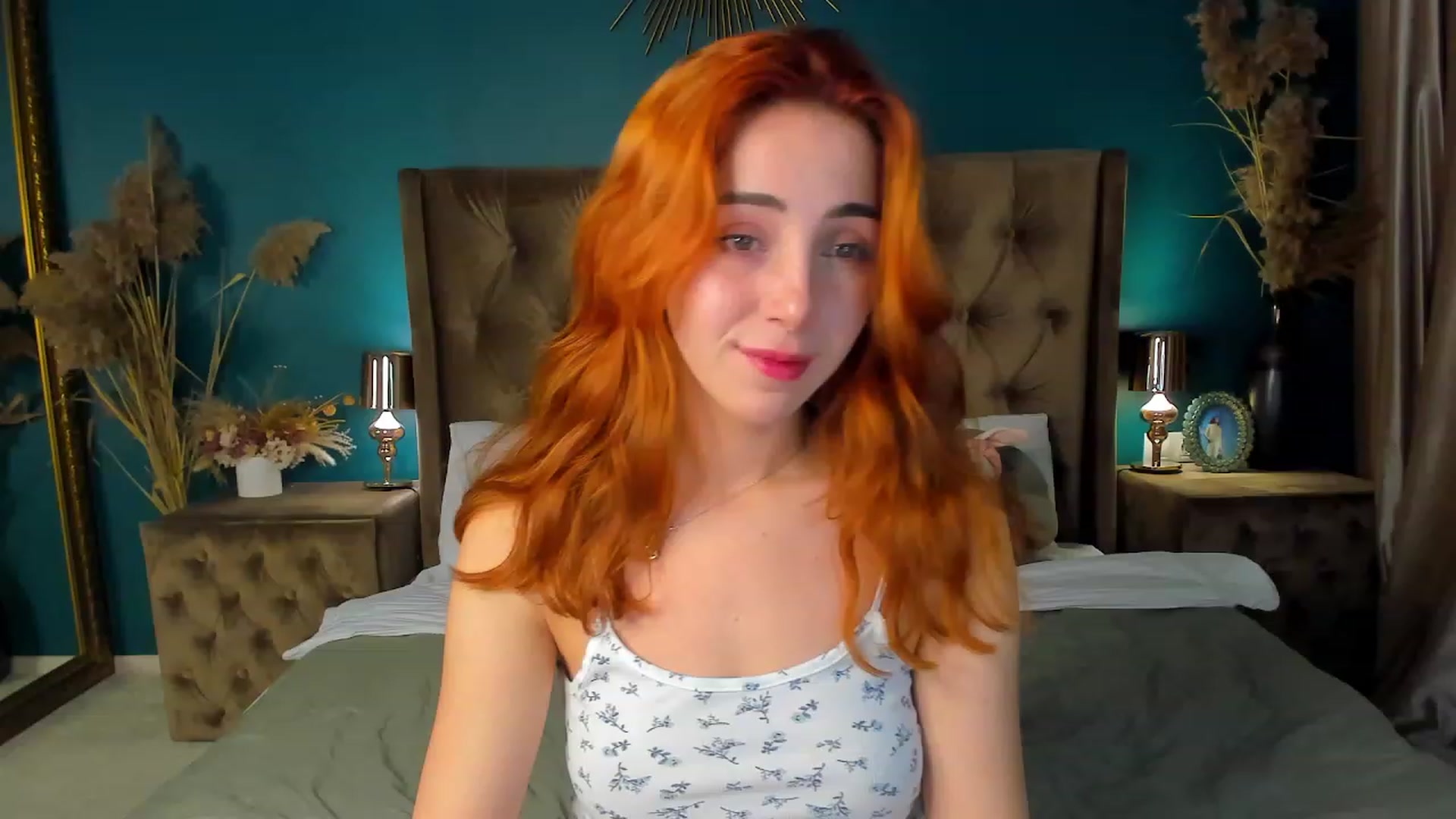 Gallery image thumbnail from ElsaYoung's myfreecams stream on, 09/20/2023, 05:53 image 1 of 20