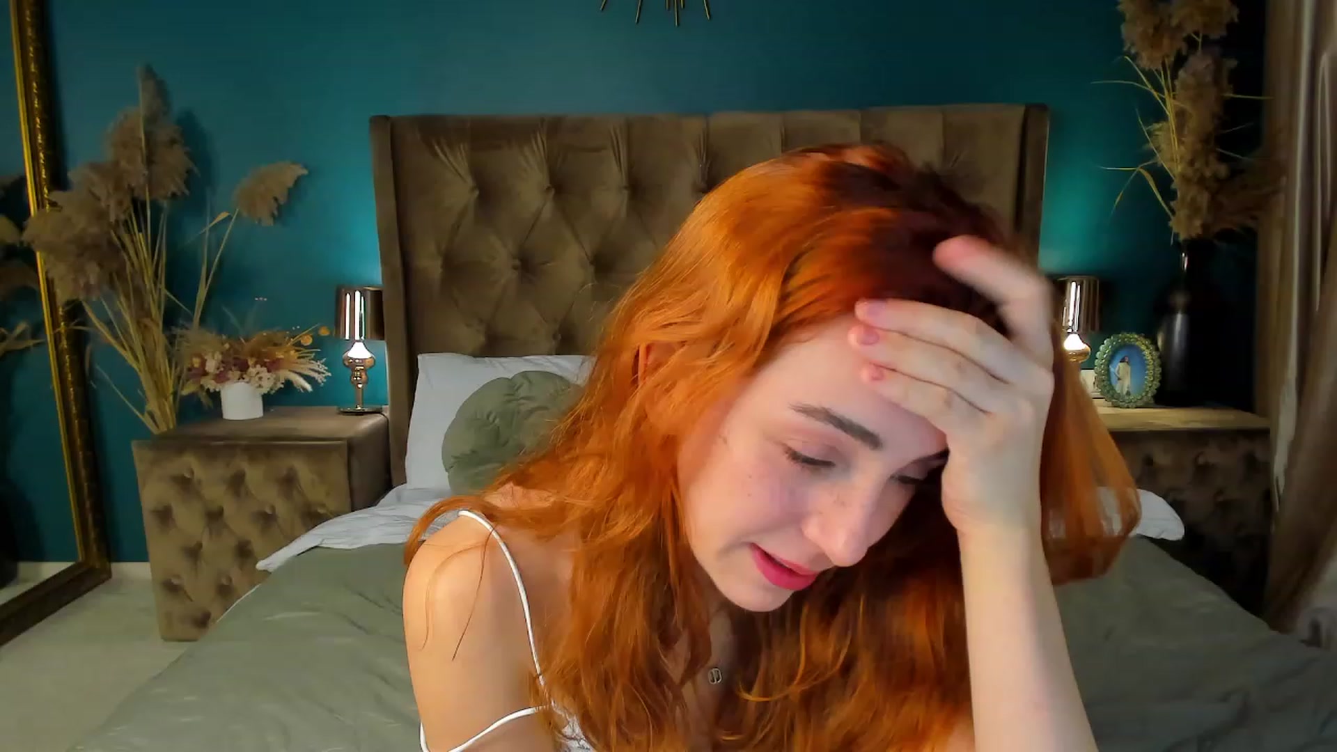 Gallery image thumbnail from ElsaYoung's myfreecams stream on, 09/20/2023, 05:53 image 19 of 20