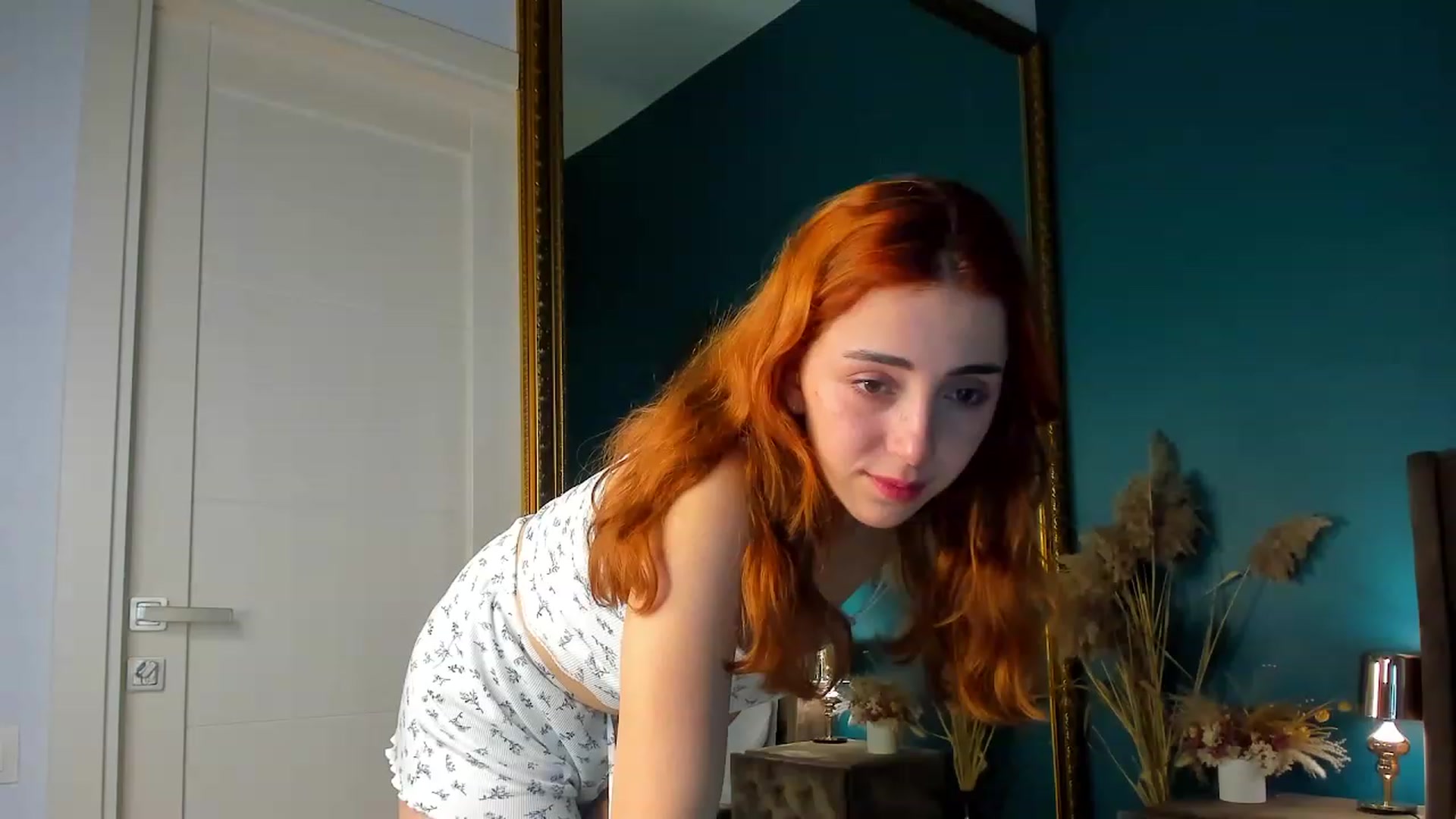 Gallery image thumbnail from ElsaYoung's myfreecams stream on, 09/20/2023, 06:28 image 7 of 20