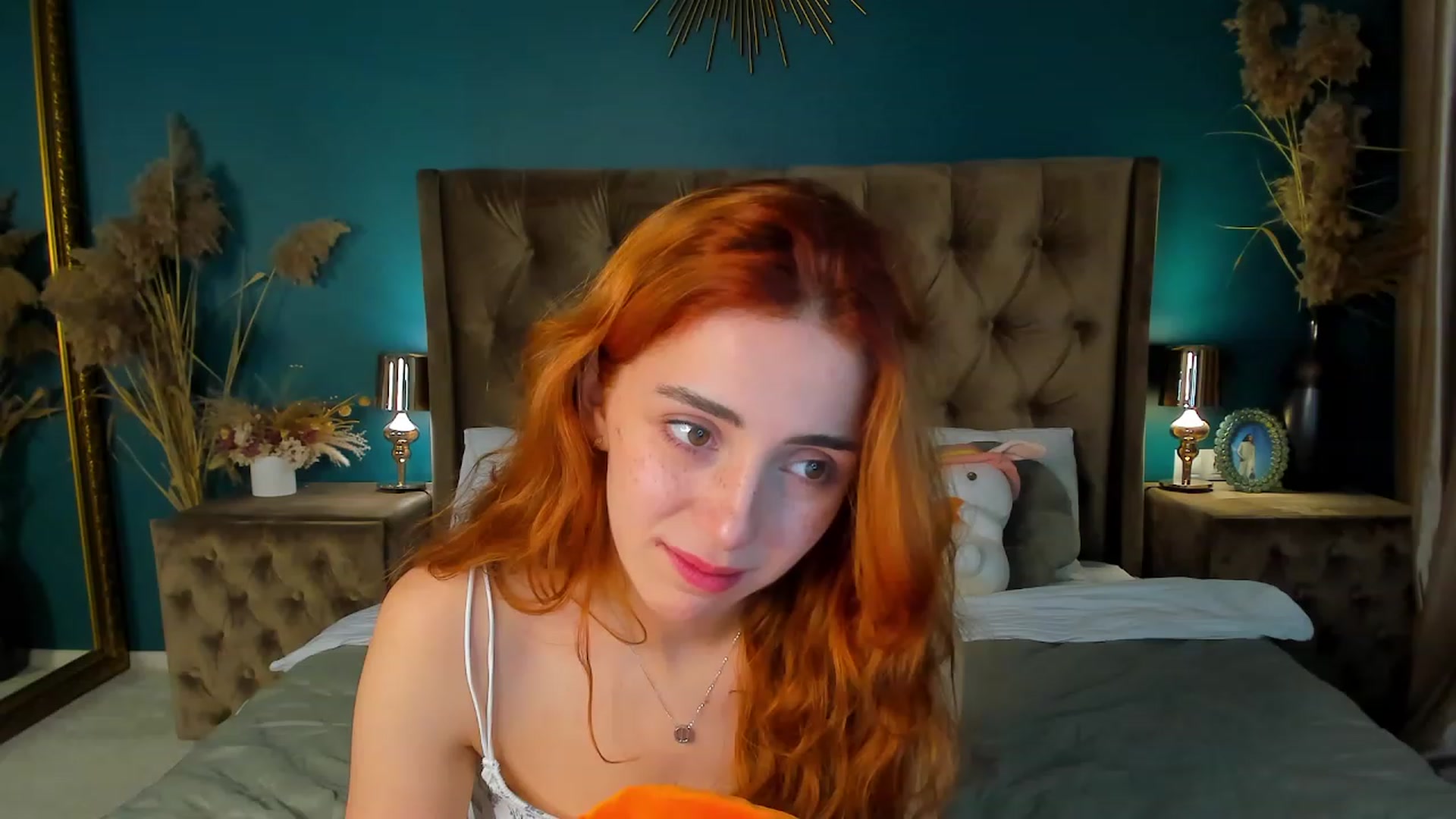 Gallery image thumbnail from ElsaYoung's myfreecams stream on, 09/20/2023, 06:28 image 18 of 20