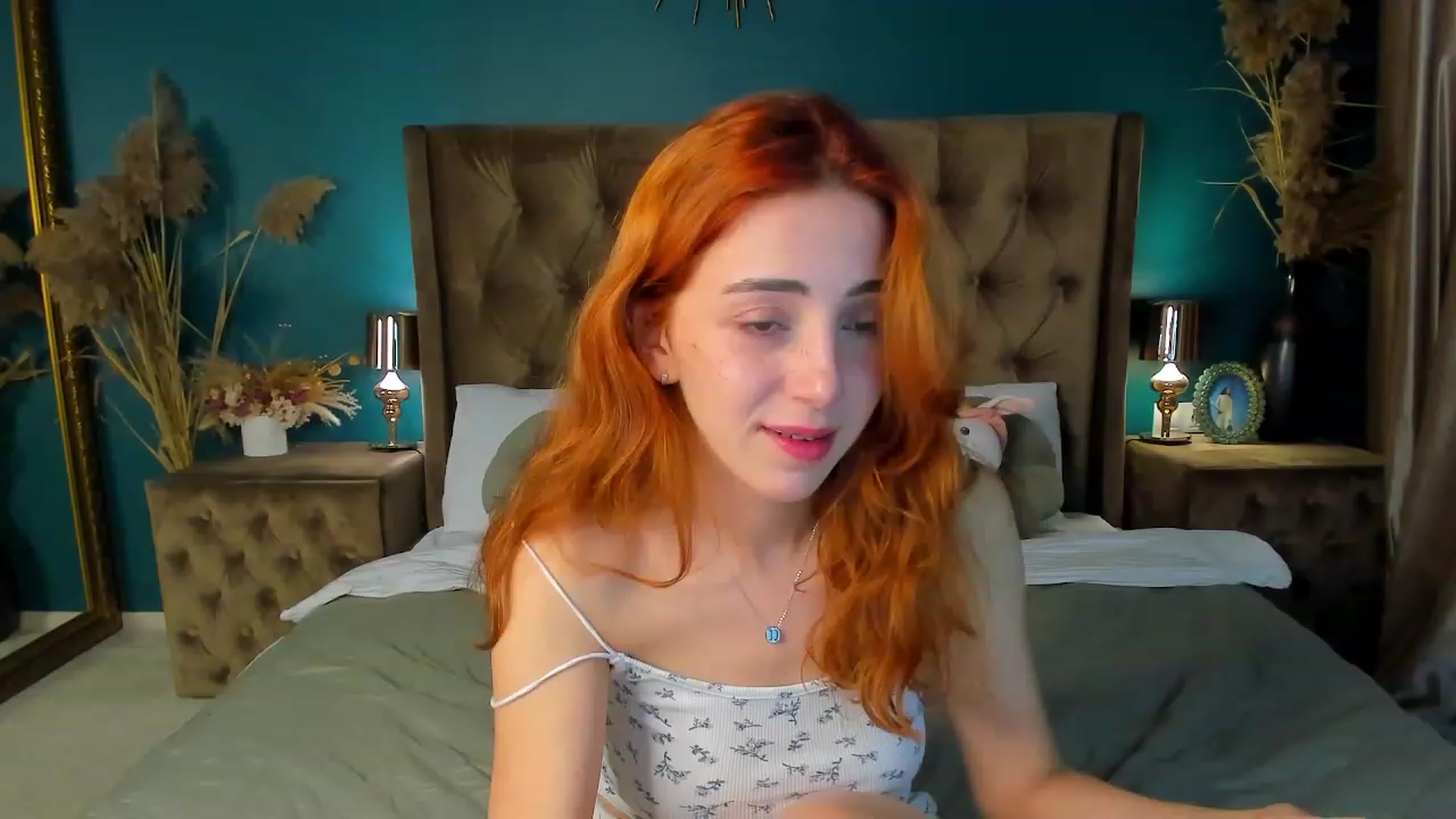 Gallery image thumbnail from ElsaYoung's myfreecams stream on, 09/20/2023, 06:28 image 6 of 20