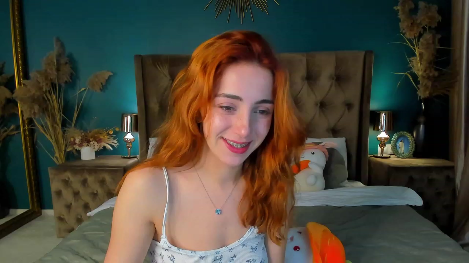 Gallery image thumbnail from ElsaYoung's myfreecams stream on, 09/20/2023, 06:28 image 13 of 20