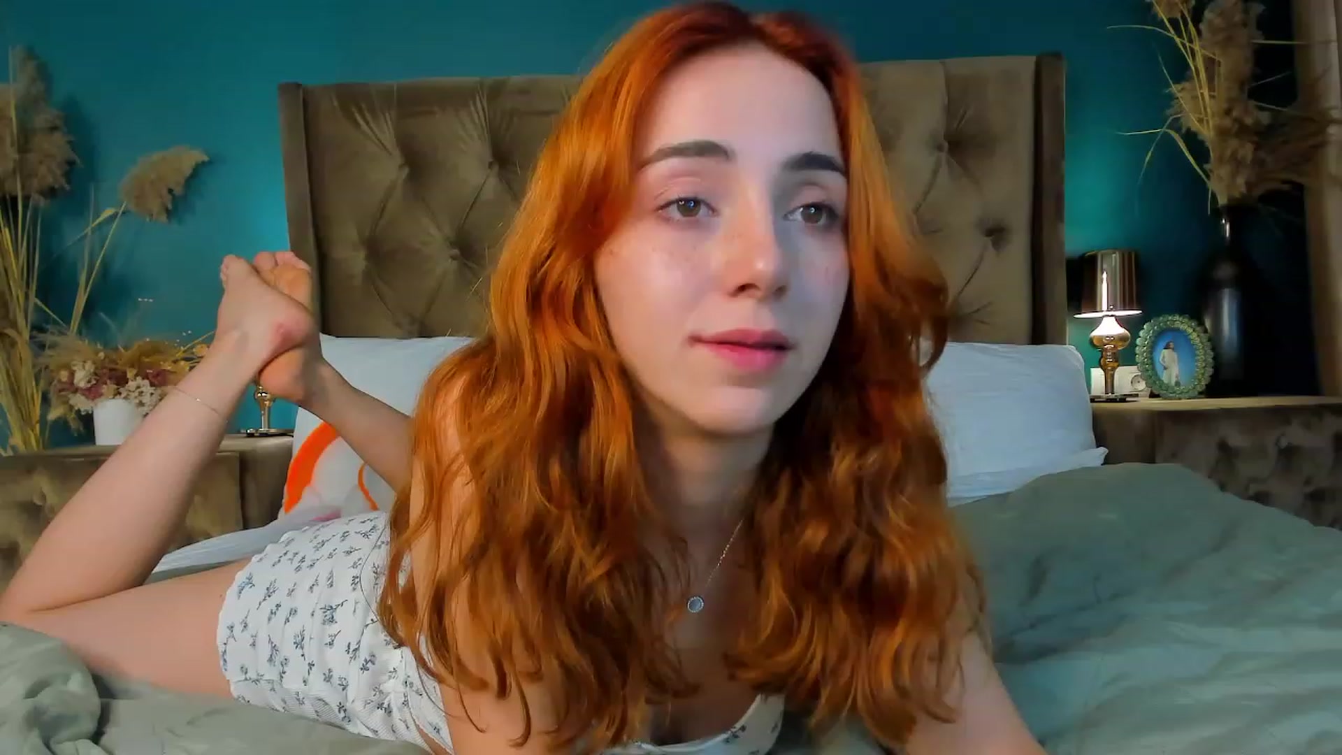 Gallery image thumbnail from ElsaYoung's myfreecams stream on, 09/20/2023, 11:06 image 13 of 20