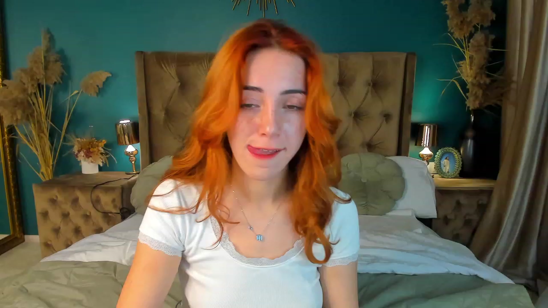 Gallery image thumbnail from ElsaYoung's myfreecams stream on, 09/22/2023, 14:50 image 5 of 20