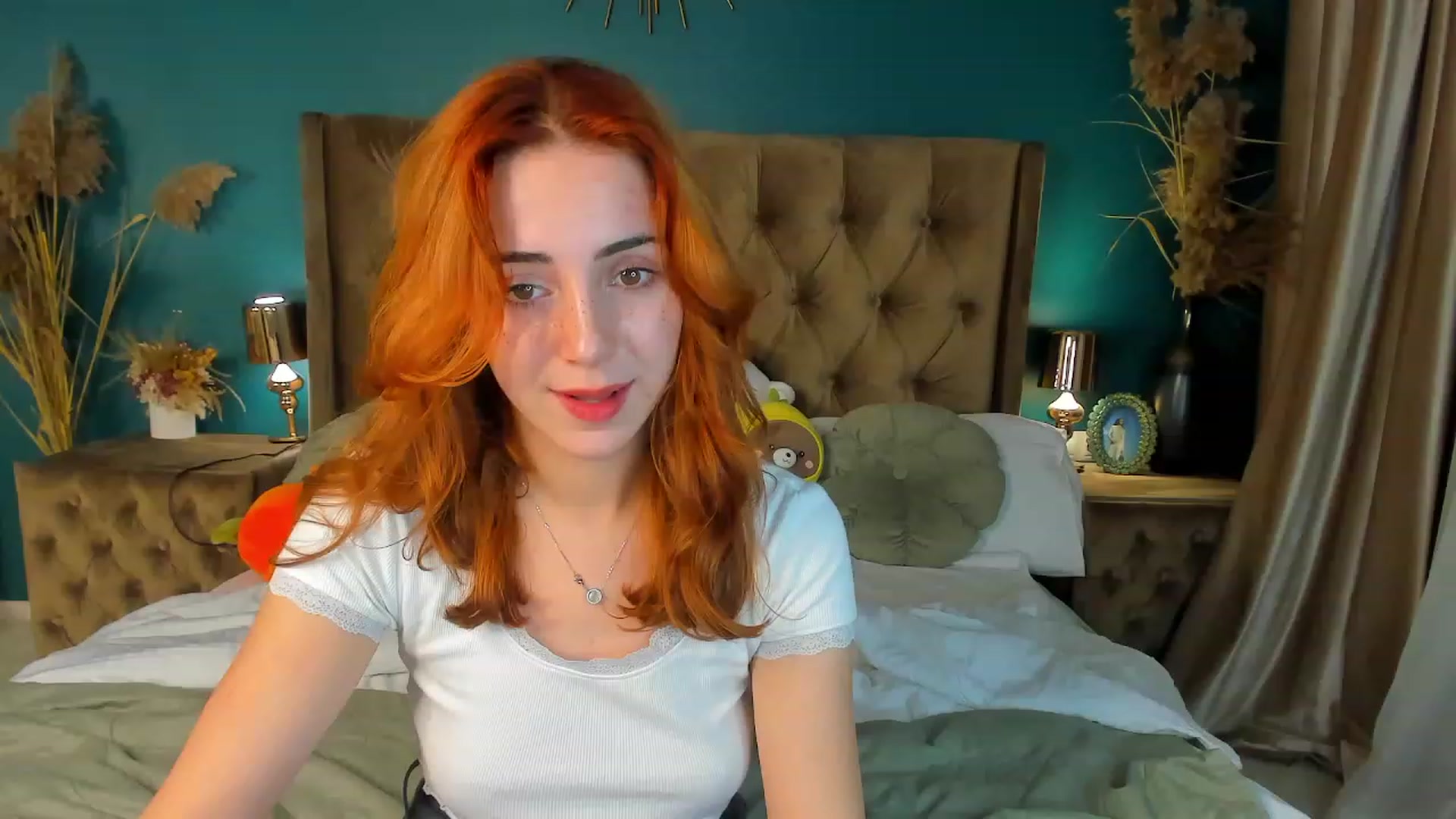 Gallery image thumbnail from ElsaYoung's myfreecams stream on, 09/22/2023, 14:50 image 15 of 20