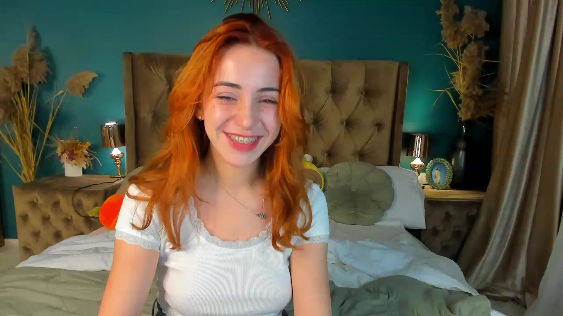 Gallery image thumbnail from ElsaYoung's myfreecams stream on, 09/22/2023, 14:50 image 12 of 20