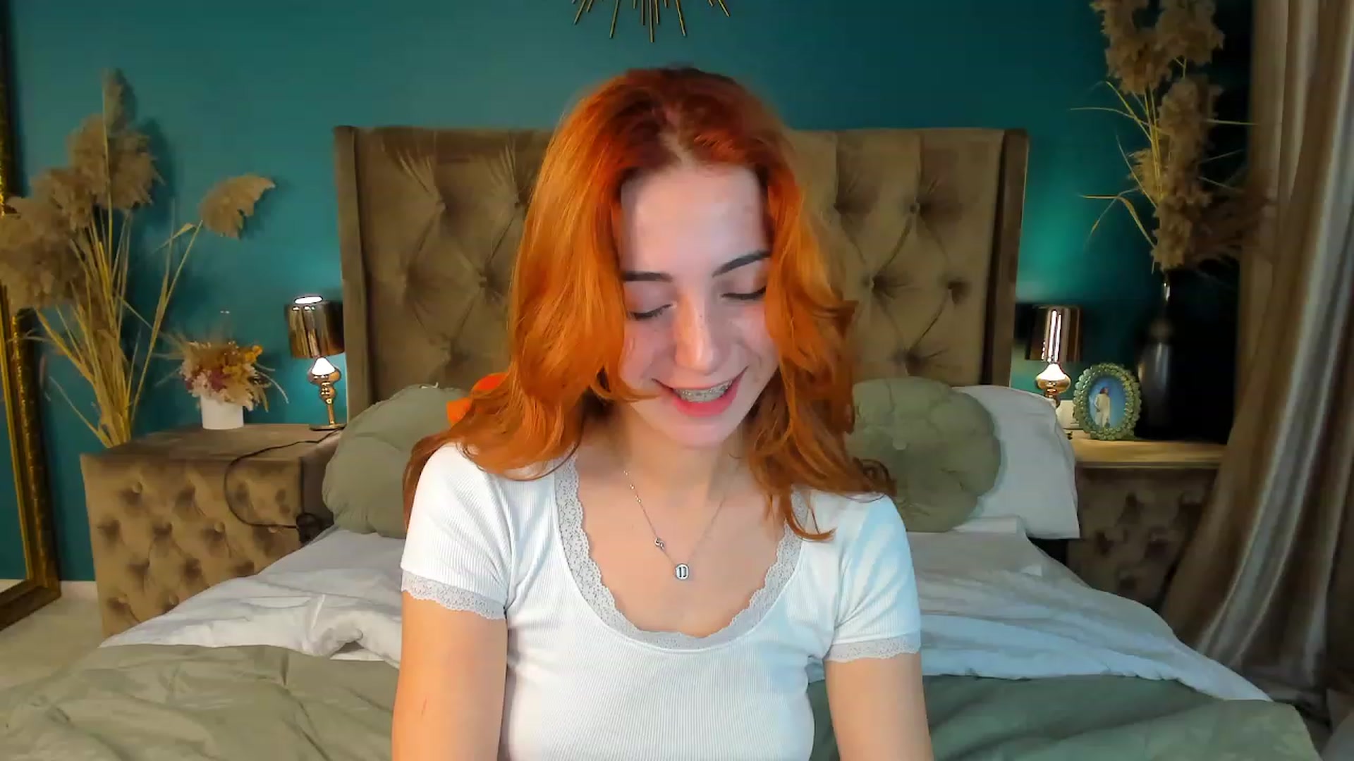 Gallery image thumbnail from ElsaYoung's myfreecams stream on, 09/22/2023, 14:50 image 4 of 20
