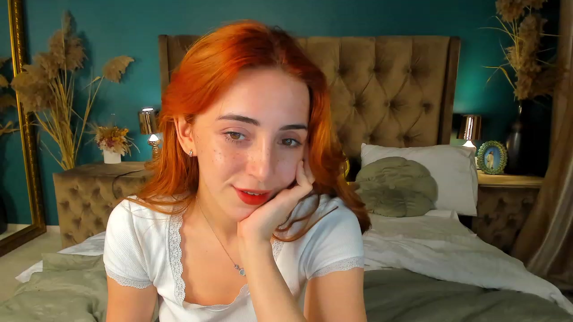 Gallery image thumbnail from ElsaYoung's myfreecams stream on, 09/22/2023, 16:52 image 14 of 20