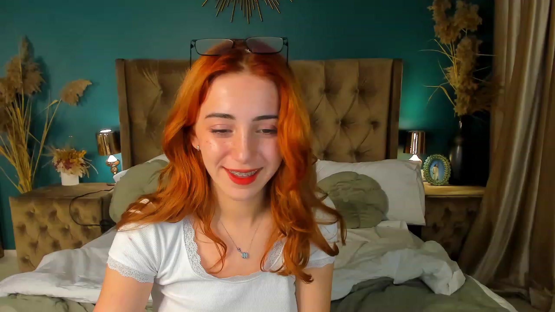 Gallery image thumbnail from ElsaYoung's myfreecams stream on, 09/22/2023, 17:46 image 16 of 20