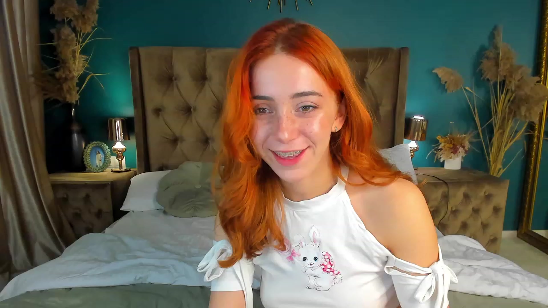 Gallery image thumbnail from ElsaYoung's myfreecams stream on, 09/23/2023, 05:38 image 2 of 20
