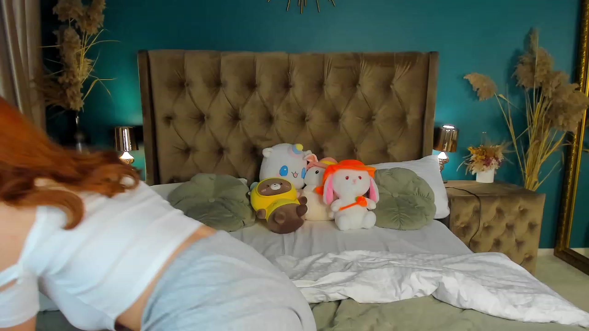 Gallery image thumbnail from ElsaYoung's myfreecams stream on, 09/23/2023, 05:57 image 2 of 20