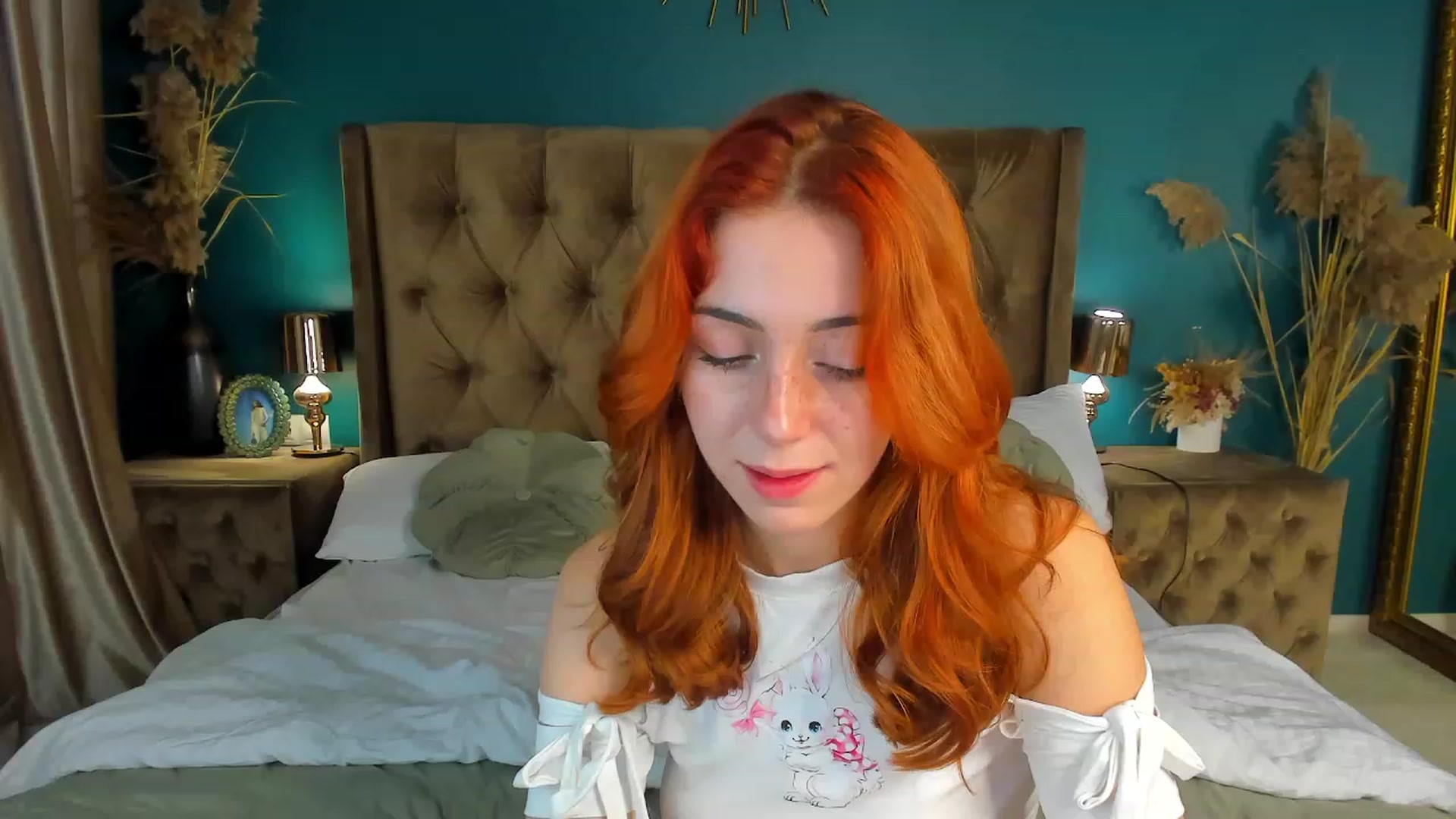 Gallery image thumbnail from ElsaYoung's myfreecams stream on, 09/23/2023, 05:57 image 10 of 20