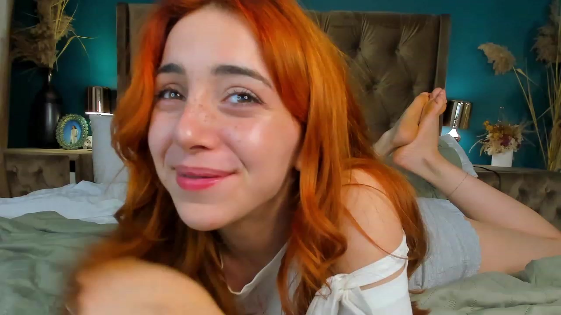 Gallery image thumbnail from ElsaYoung's myfreecams stream on, 09/23/2023, 10:54 image 11 of 20