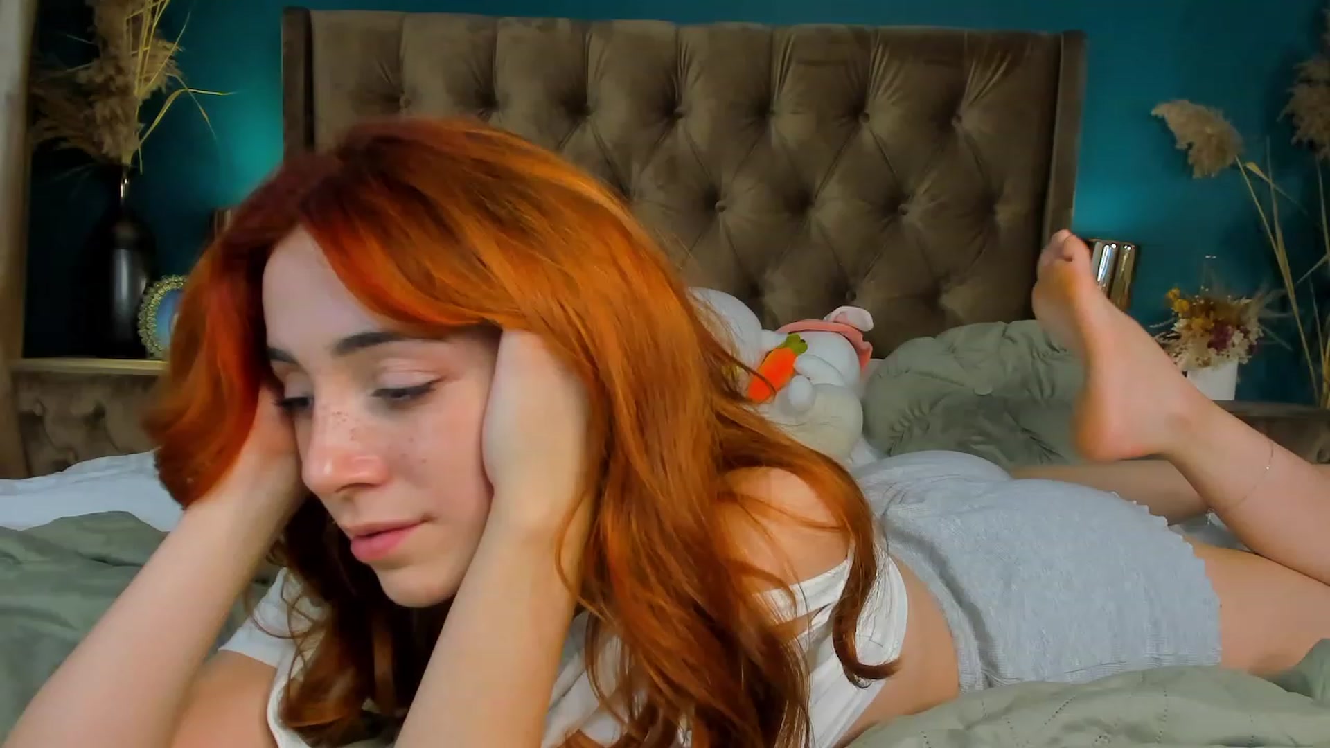Gallery image thumbnail from ElsaYoung's myfreecams stream on, 09/23/2023, 10:54 image 18 of 20