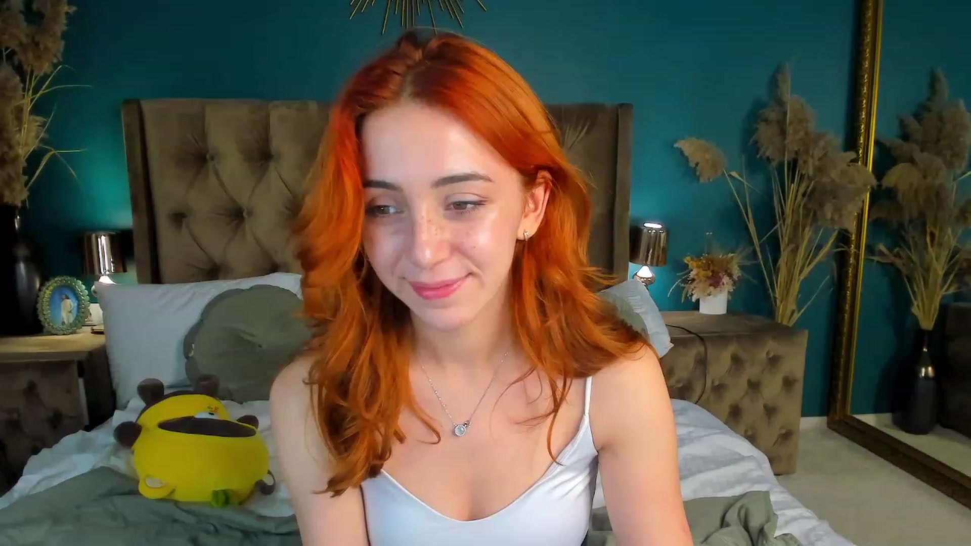 Gallery image thumbnail from ElsaYoung's myfreecams stream on, 09/23/2023, 12:24 image 19 of 20