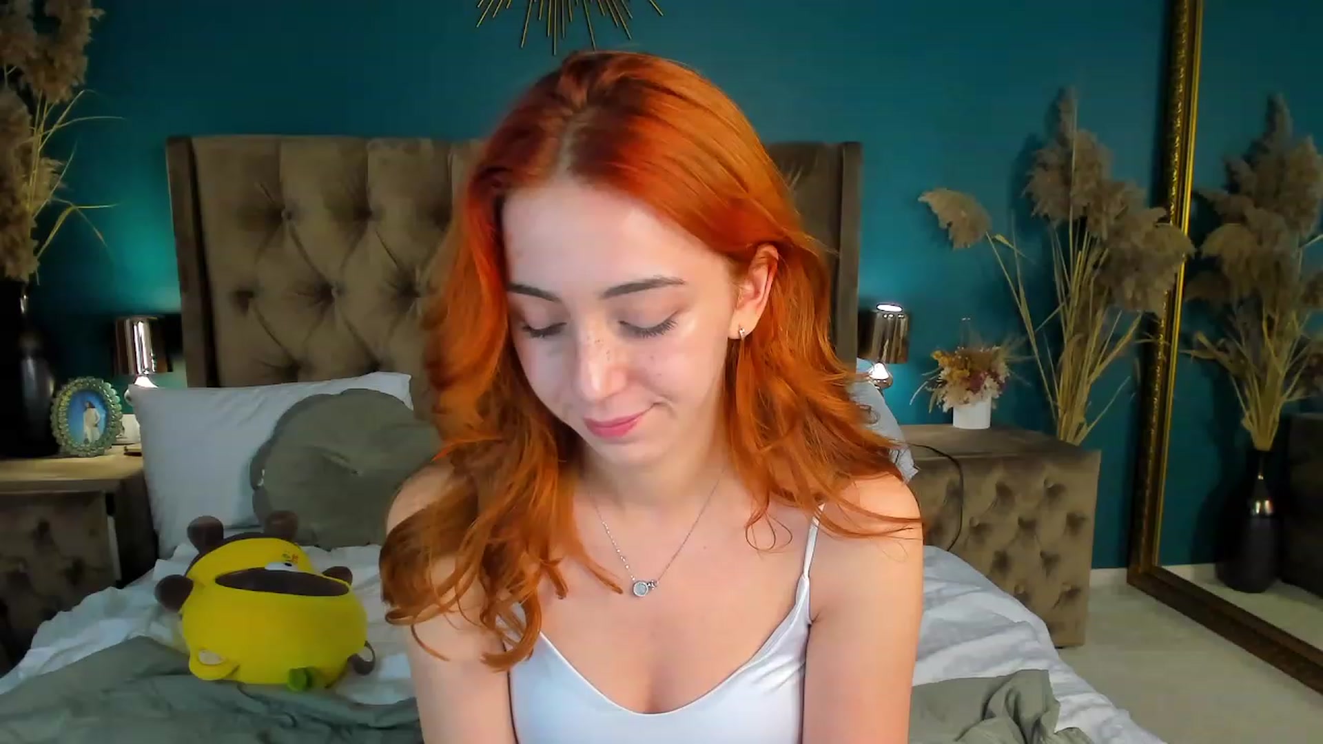 Gallery image thumbnail from ElsaYoung's myfreecams stream on, 09/23/2023, 12:24 image 18 of 20