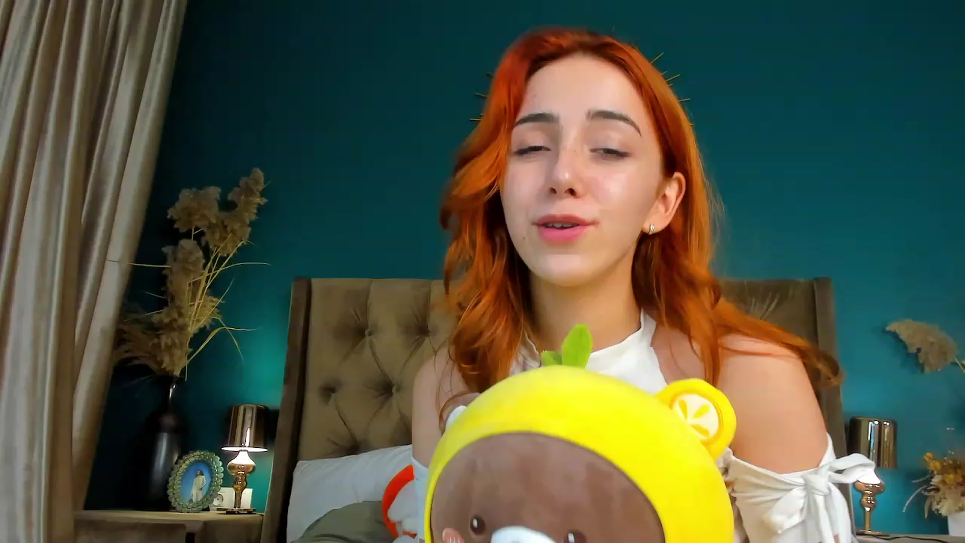 Gallery image thumbnail from ElsaYoung's myfreecams stream on, 09/23/2023, 18:05 image 19 of 20