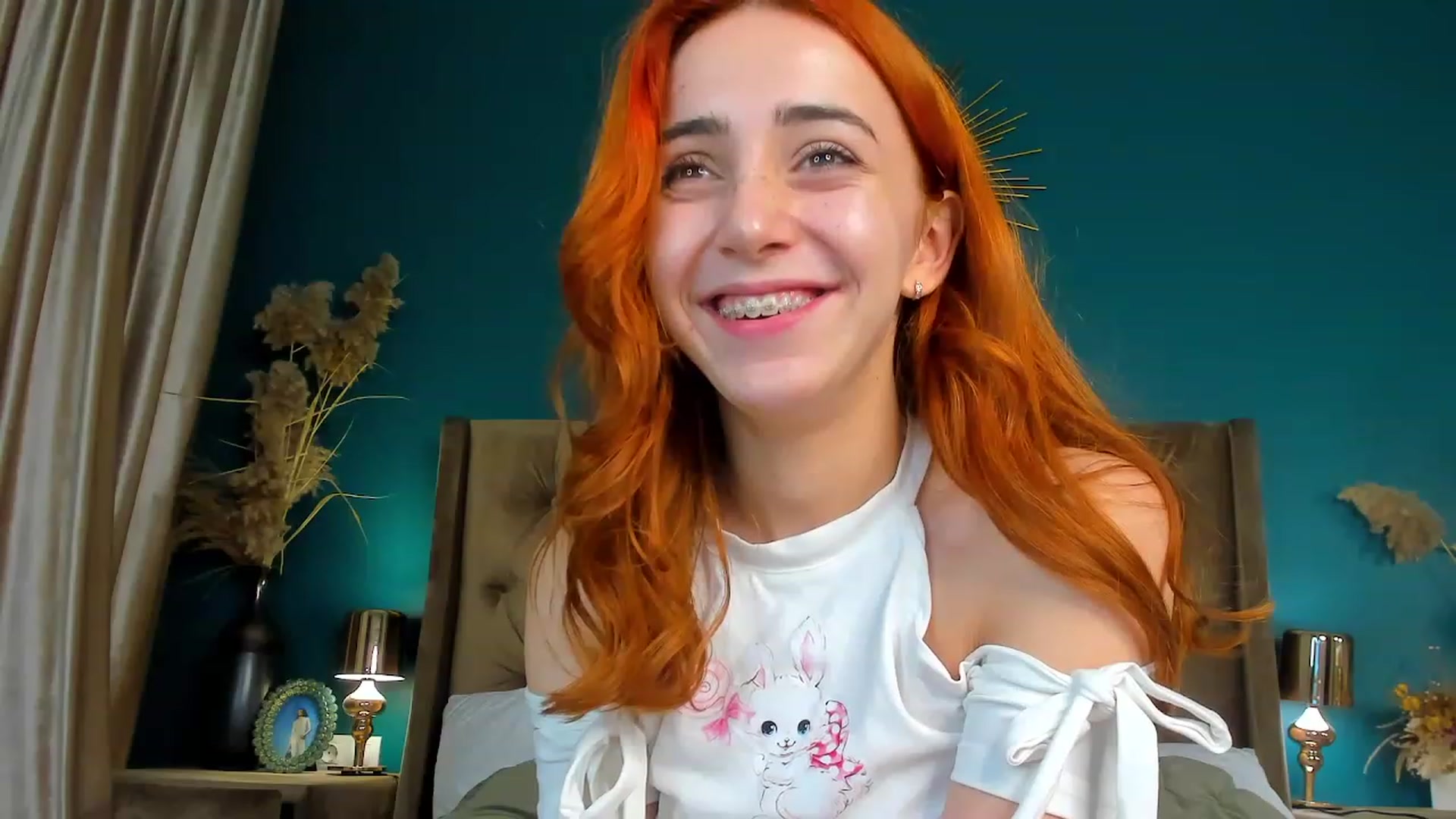 Gallery image thumbnail from ElsaYoung's myfreecams stream on, 09/23/2023, 18:05 image 12 of 20