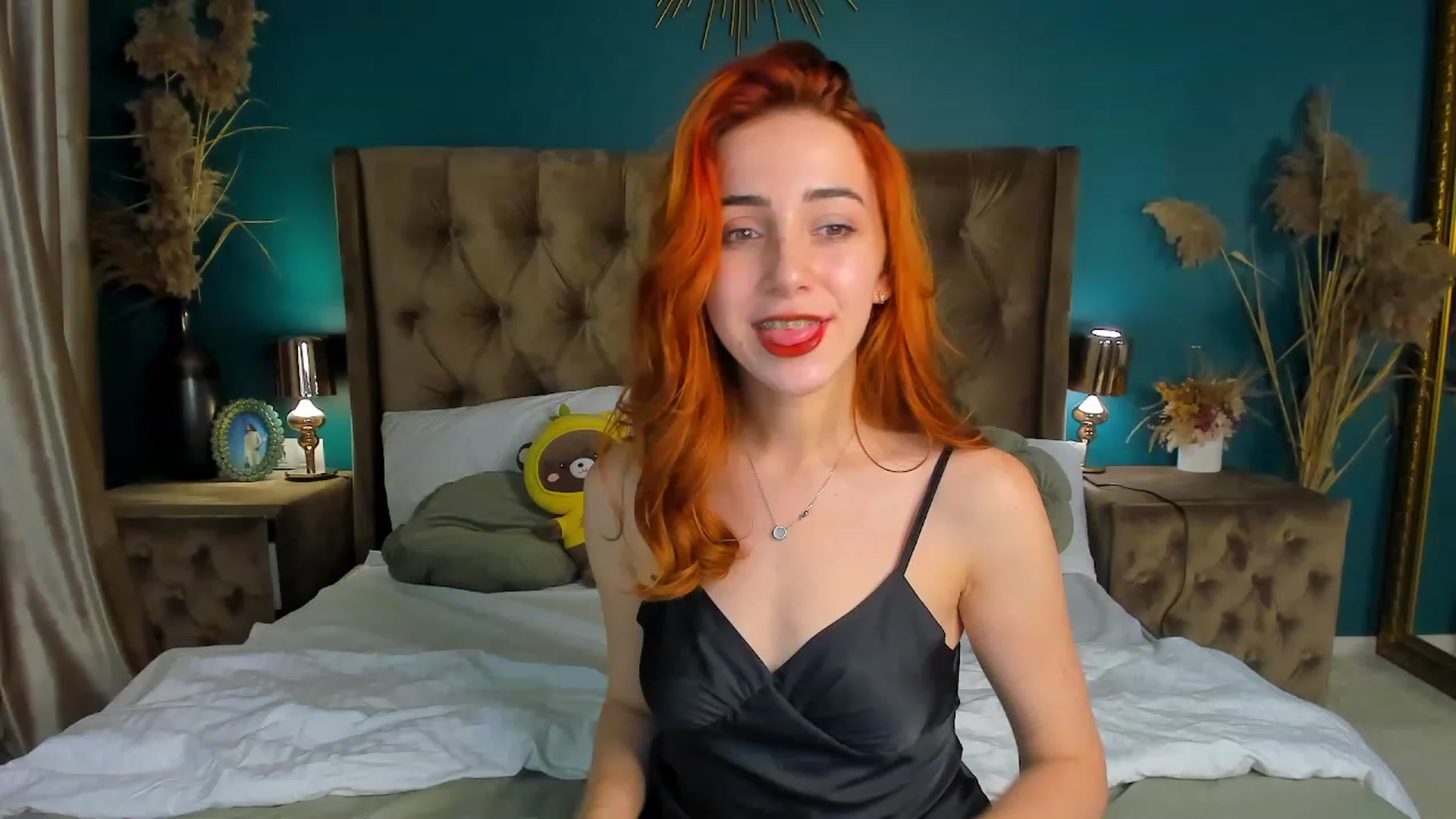 Gallery image thumbnail from ElsaYoung's myfreecams stream on, 09/23/2023, 19:06 image 5 of 20