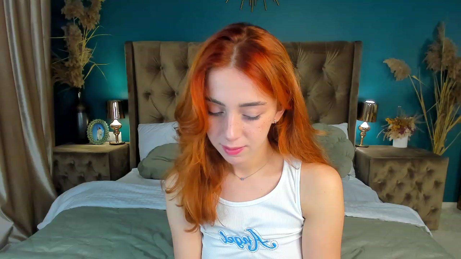 Gallery image thumbnail from ElsaYoung's myfreecams stream on, 09/24/2023, 13:02 image 12 of 20
