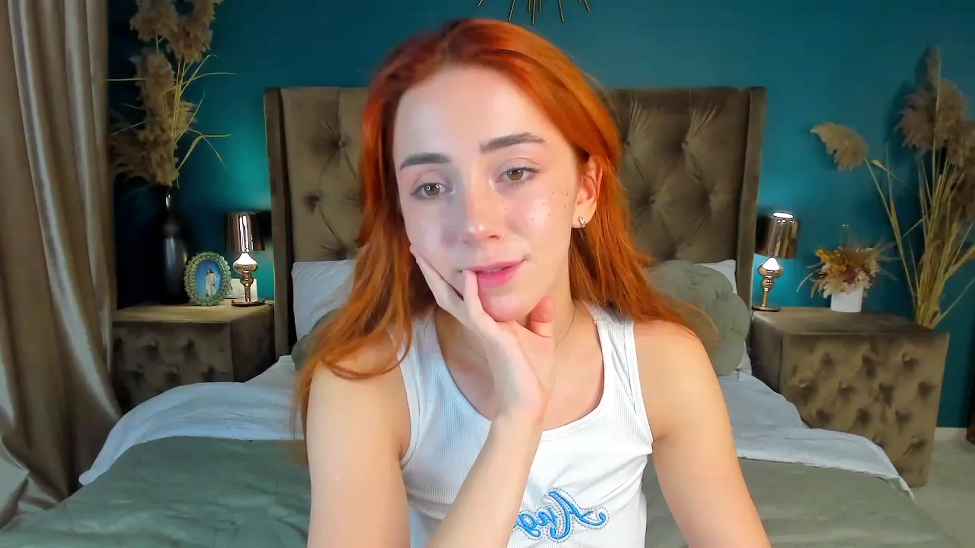 Gallery image thumbnail from ElsaYoung's myfreecams stream on, 09/24/2023, 13:02 image 3 of 20