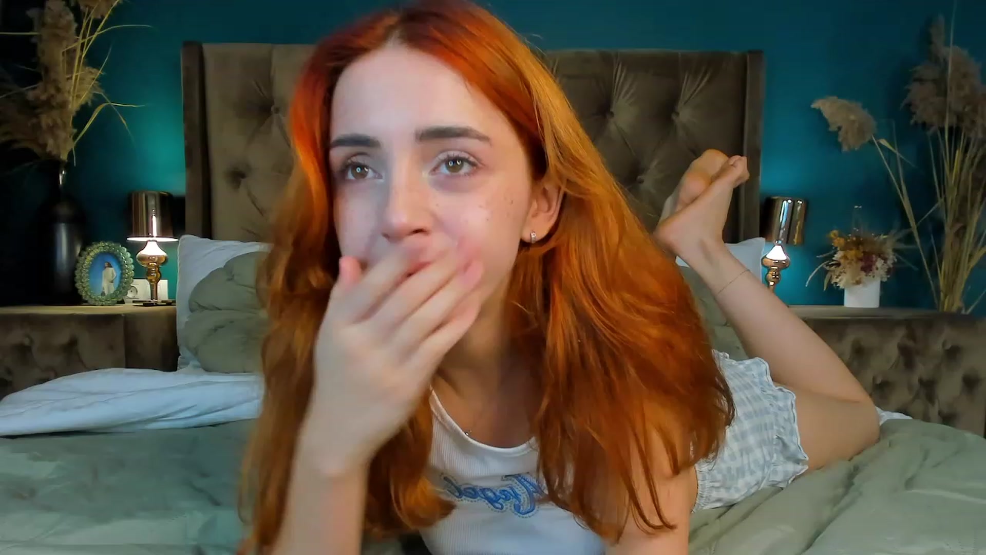 Gallery image thumbnail from ElsaYoung's myfreecams stream on, 09/24/2023, 16:08 image 9 of 20