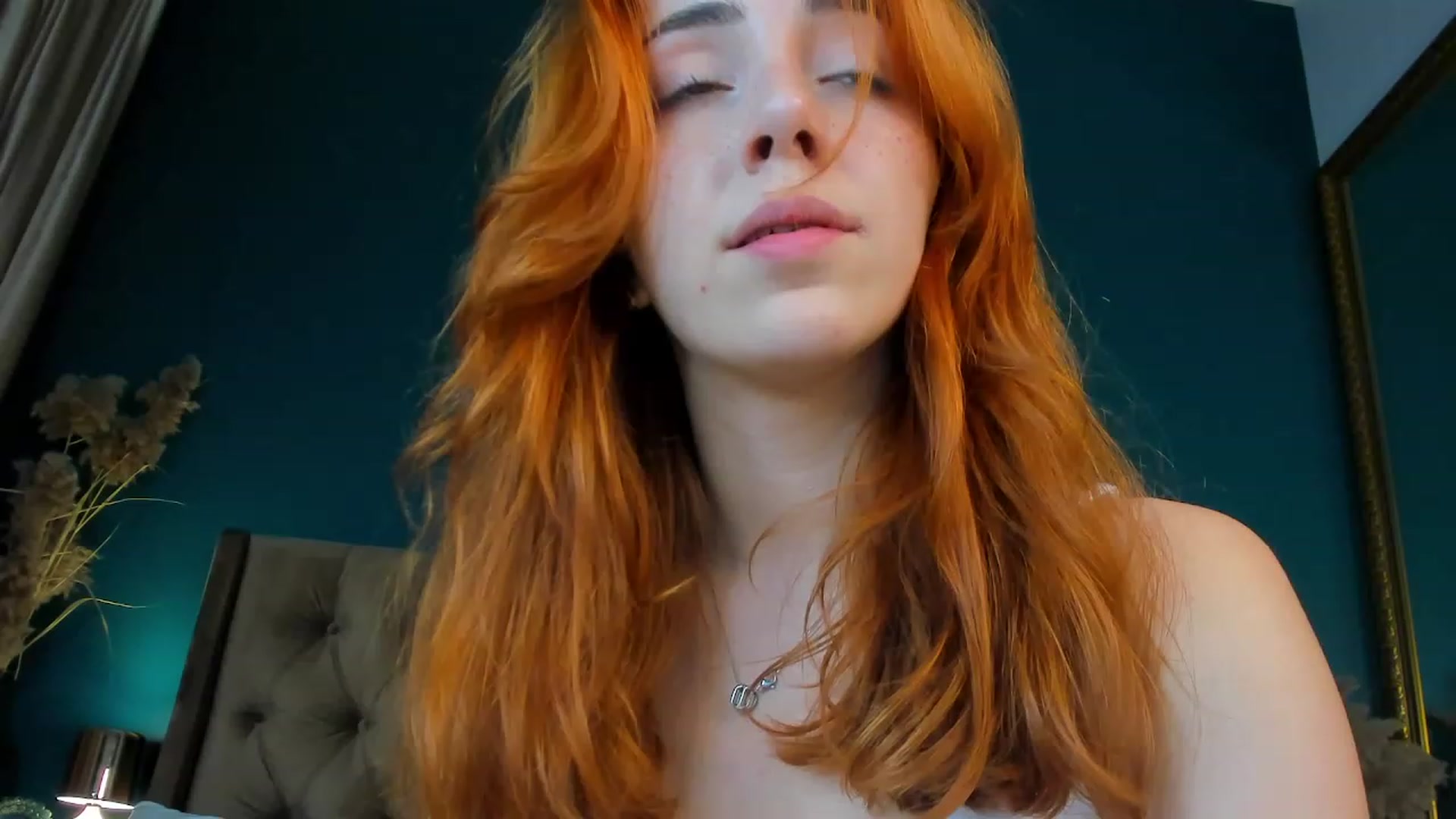 Gallery image thumbnail from ElsaYoung's myfreecams stream on, 09/24/2023, 16:48 image 9 of 20