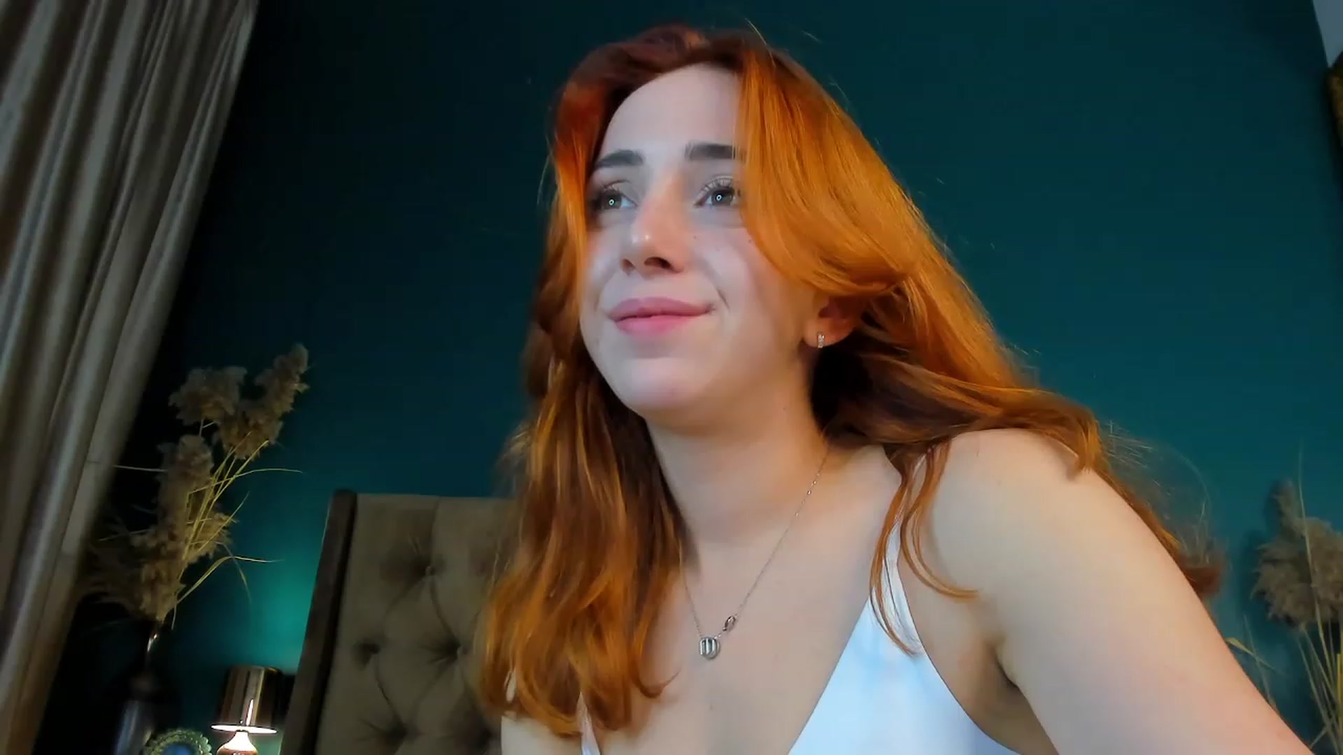 Gallery image thumbnail from ElsaYoung's myfreecams stream on, 09/24/2023, 19:17 image 12 of 20