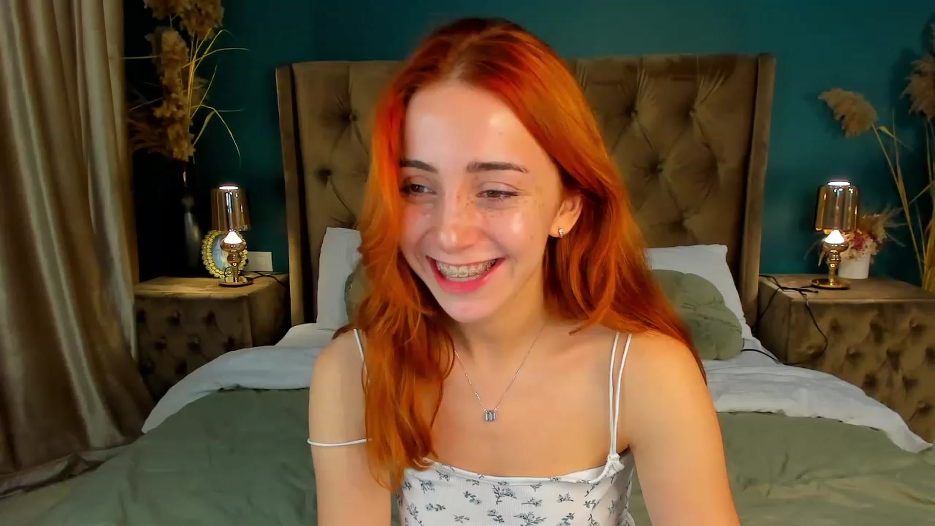 Gallery image thumbnail from ElsaYoung's myfreecams stream on, 09/26/2023, 14:26 image 7 of 20