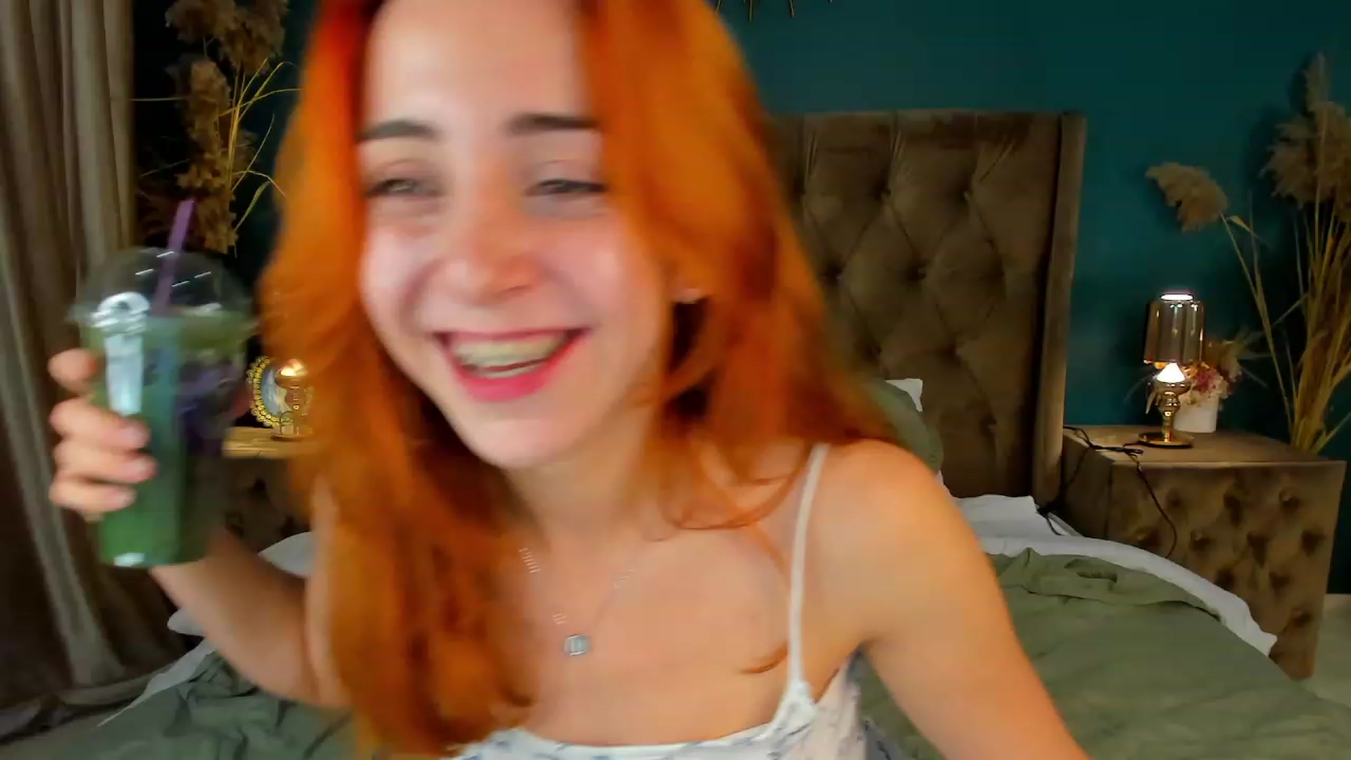 Gallery image thumbnail from ElsaYoung's myfreecams stream on, 09/26/2023, 18:25 image 5 of 20