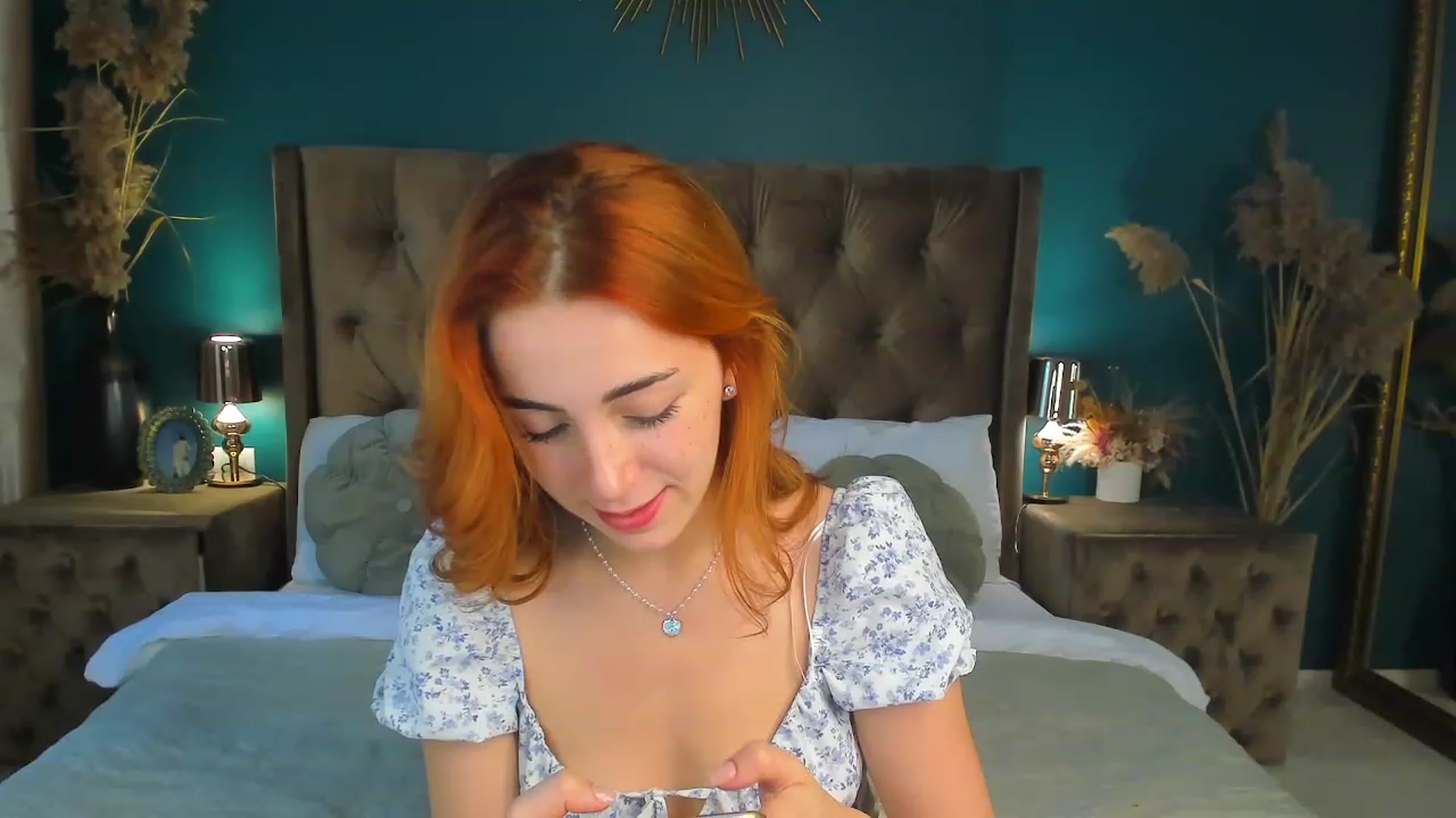 Gallery image thumbnail from ElsaYoung's myfreecams stream on, 09/28/2023, 12:54 image 17 of 20