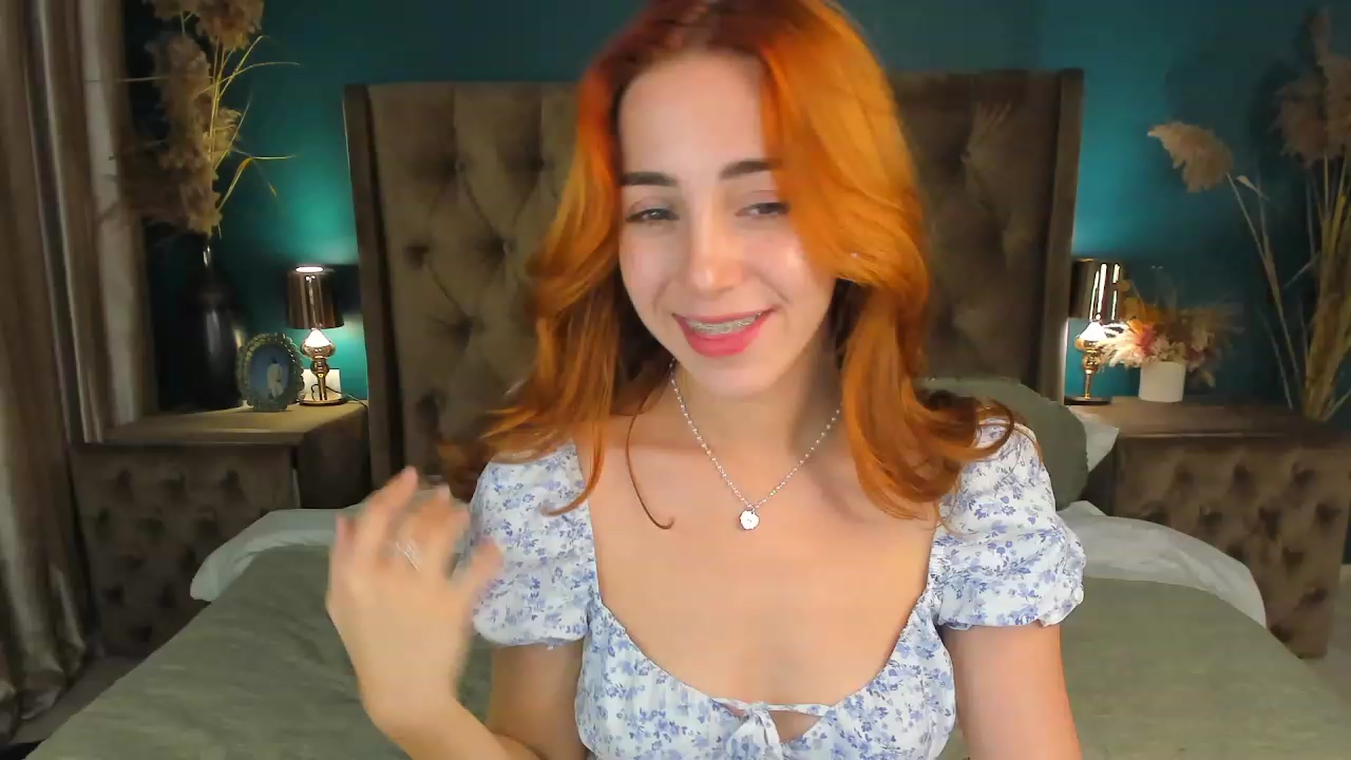 Gallery image thumbnail from ElsaYoung's myfreecams stream on, 09/28/2023, 17:14 image 12 of 20