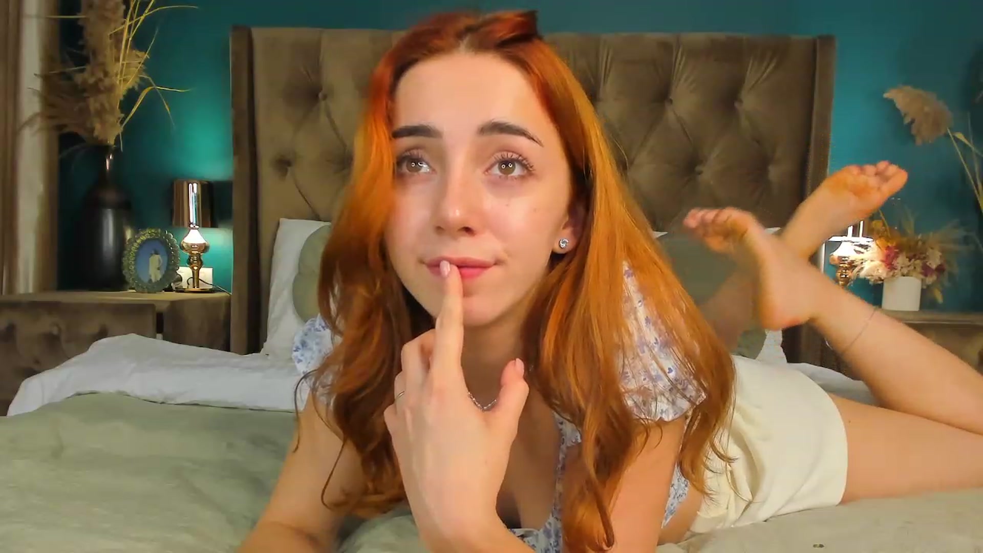 Gallery image thumbnail from ElsaYoung's myfreecams stream on, 09/28/2023, 18:53 image 6 of 20