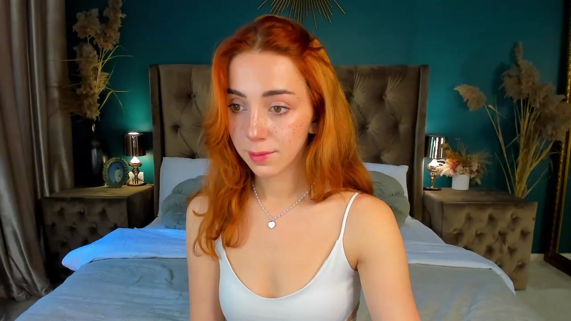 Gallery image thumbnail from ElsaYoung's myfreecams stream on, 09/29/2023, 12:32 image 1 of 20