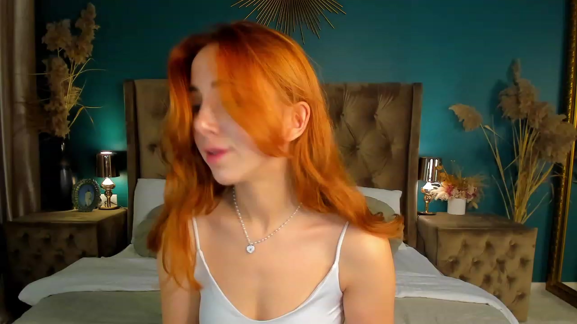 Gallery image thumbnail from ElsaYoung's myfreecams stream on, 09/29/2023, 13:30 image 1 of 20